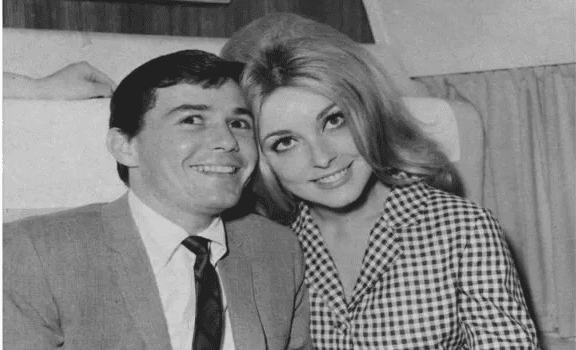 Sharon Tate et son ami Jay Sebring | Photo: Getty Images