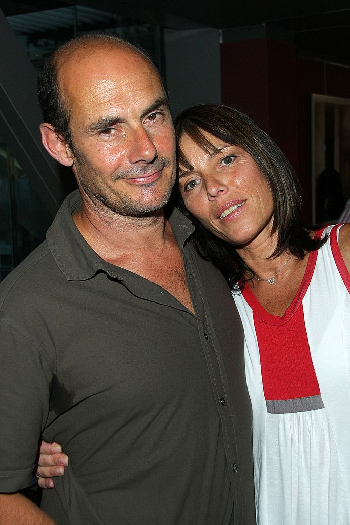 Bernard Campan et sa femme Anne le 20 juillet 2009 à Paris. l Source : Getty Images