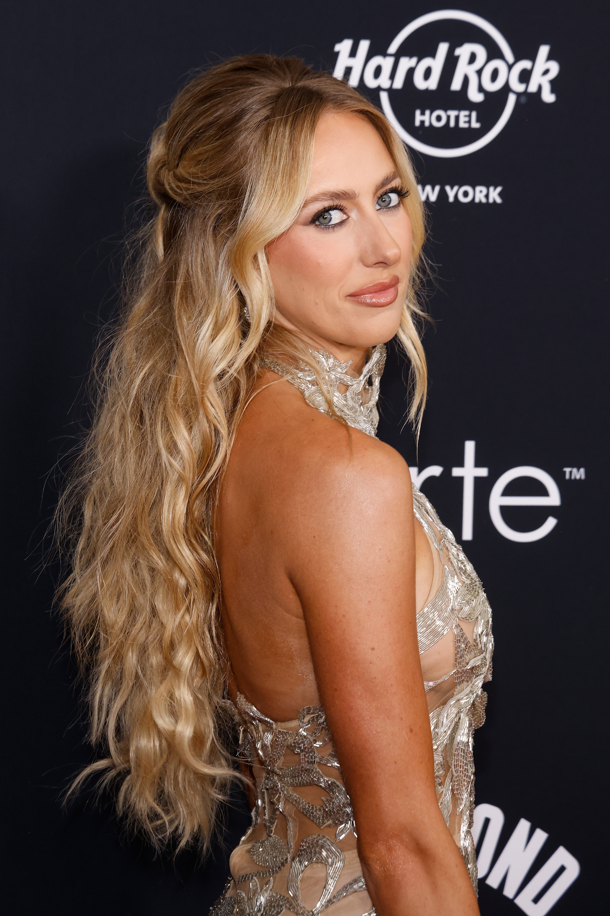 Brittany Mahomes assiste à la soirée de lancement de 2024 Sports Illustrated Swimsuit au Hard Rock Hotel le 16 mai 2024, à New York | Source : Getty Images