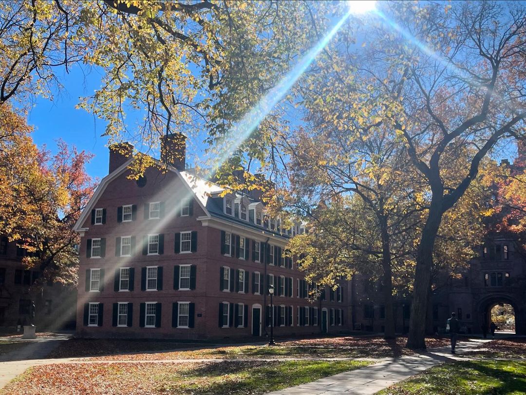 Une photo mettant en valeur l'université de Yale partagée par Lynda Lopez, tirée d'un post daté du 4 novembre 2024 | Source : Instagram/lyndalopez08/