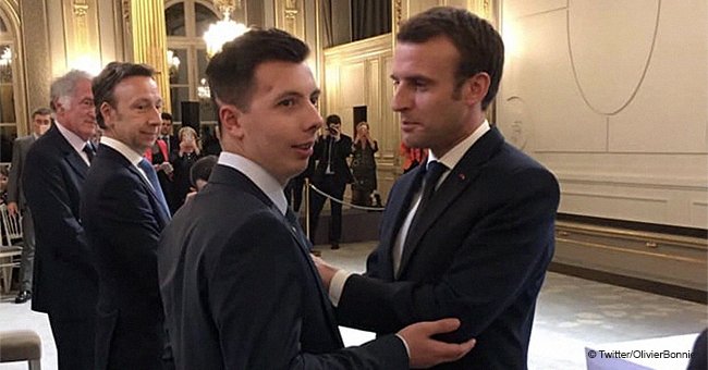 Un étudiant a été décoré de la Légion d'honneur par Emmanuel Macron pour avoir sacrifié sa santé en défendant un couple