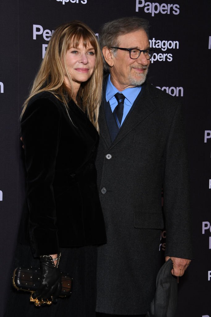 Kate Capshaw et Steven Spielberg prennent la pose | Photo : Getty Images