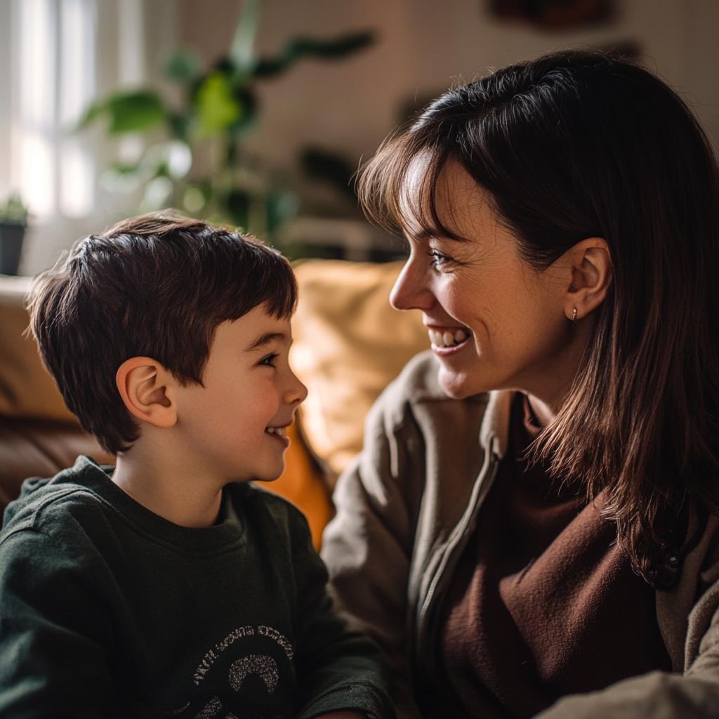 Une femme souriante qui parle à son fils | Source : Midjourney