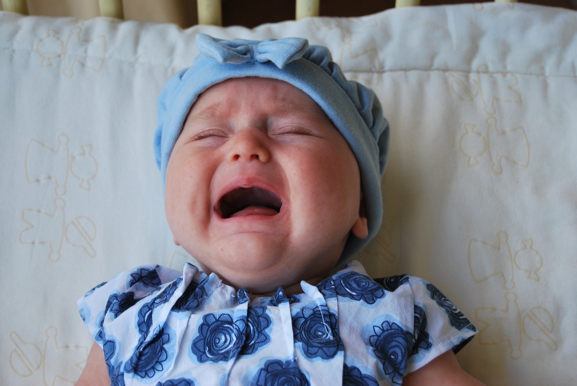 A crying baby | Source: Pixabay