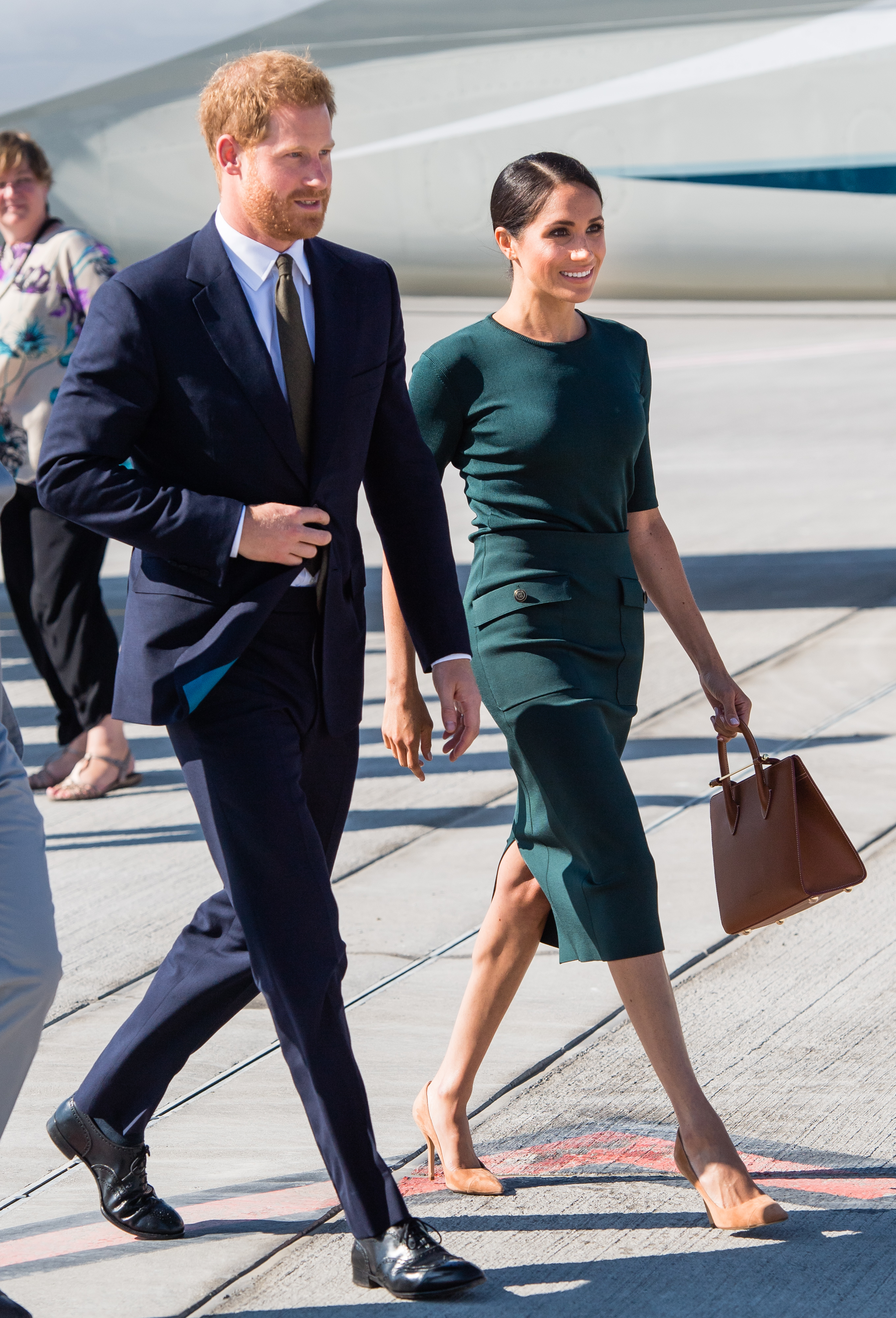 Le prince Harry et Meghan Markle repérés à l'aéroport de Dublin, en Irlande, le 10 juillet 2018 | Source : Getty Images