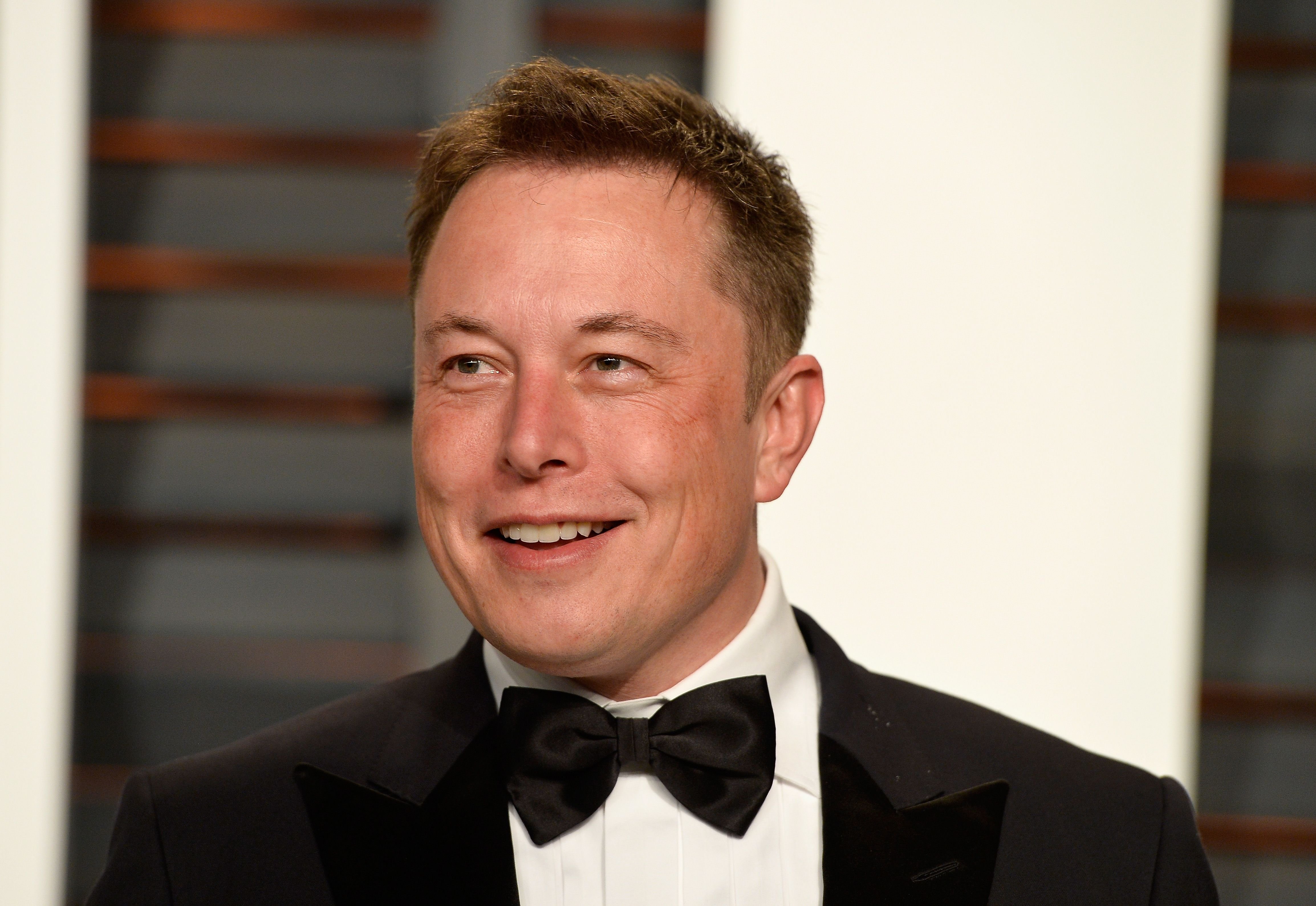 Elon Musk à la soirée des Oscars de Vanity Fair à Beverly Hills, en Californie, le 22 février 2015 | Source : Getty Images