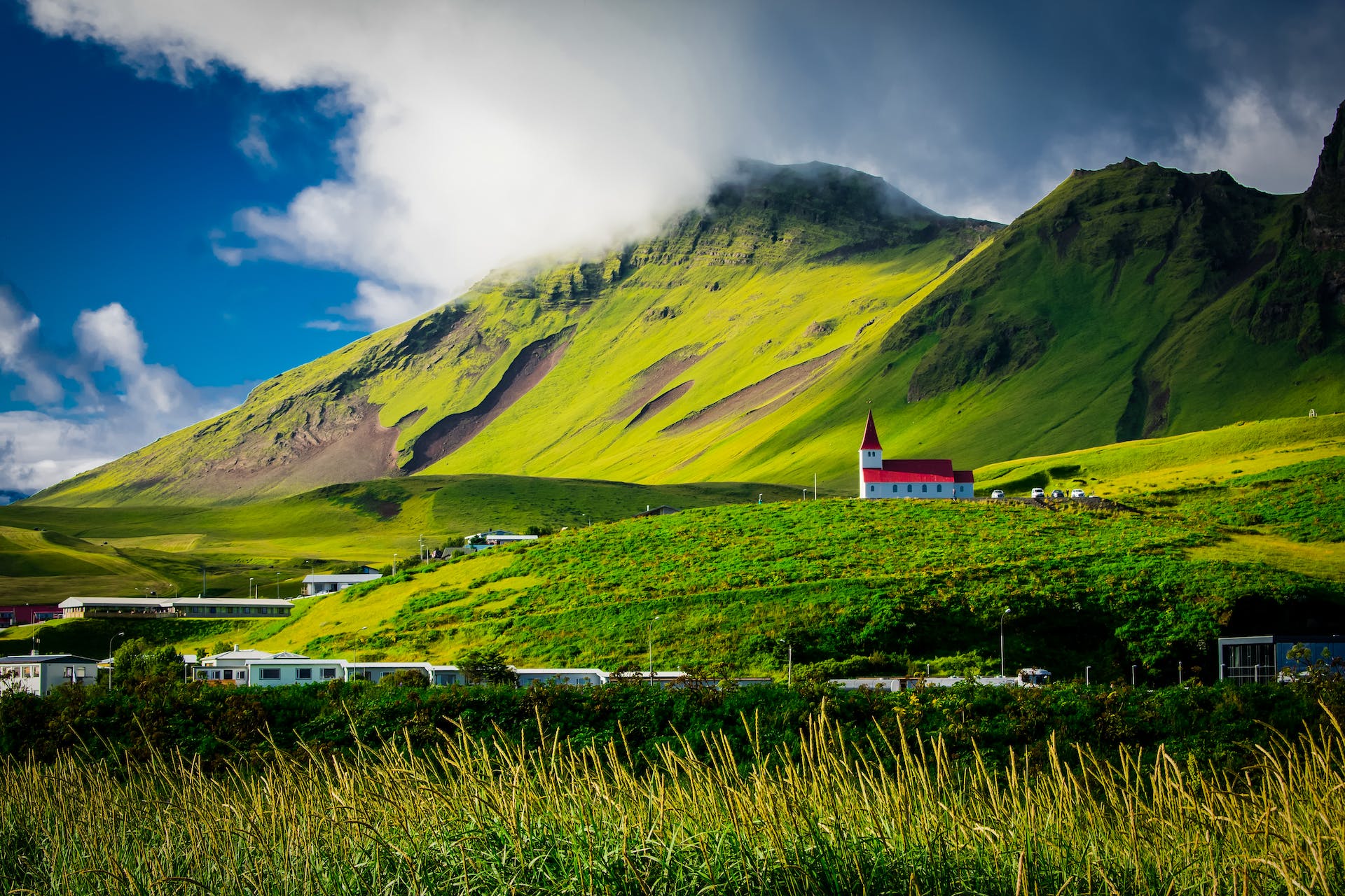 Paysage verdoyant de l'Islande | Source : Pexels