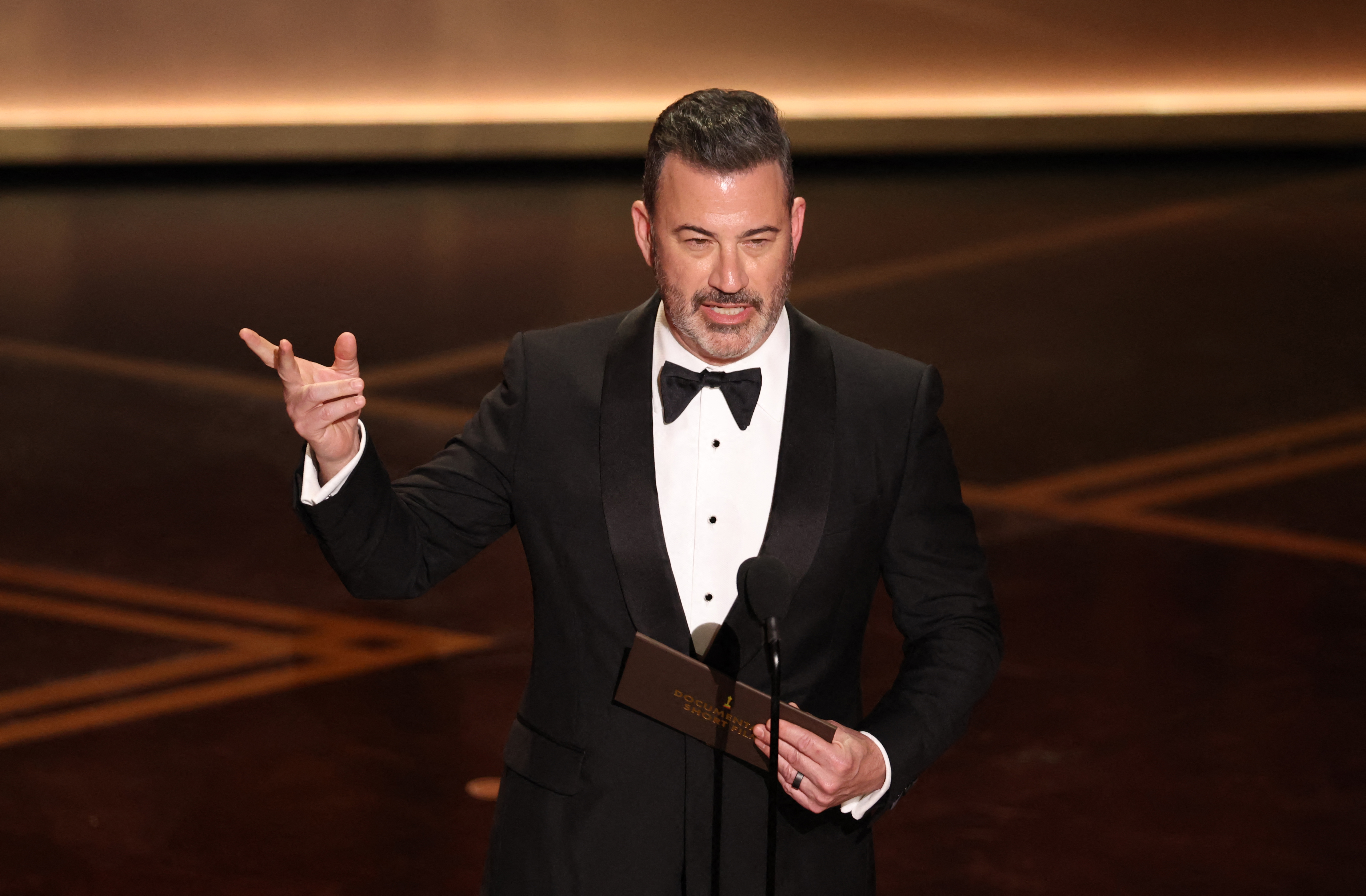 Jimmy Kimmel s'exprime sur scène lors de la 98e cérémonie des Oscars au Dolby Theatre, le 15 mars 2026 à Hollywood, en Californie | Source : Getty Images