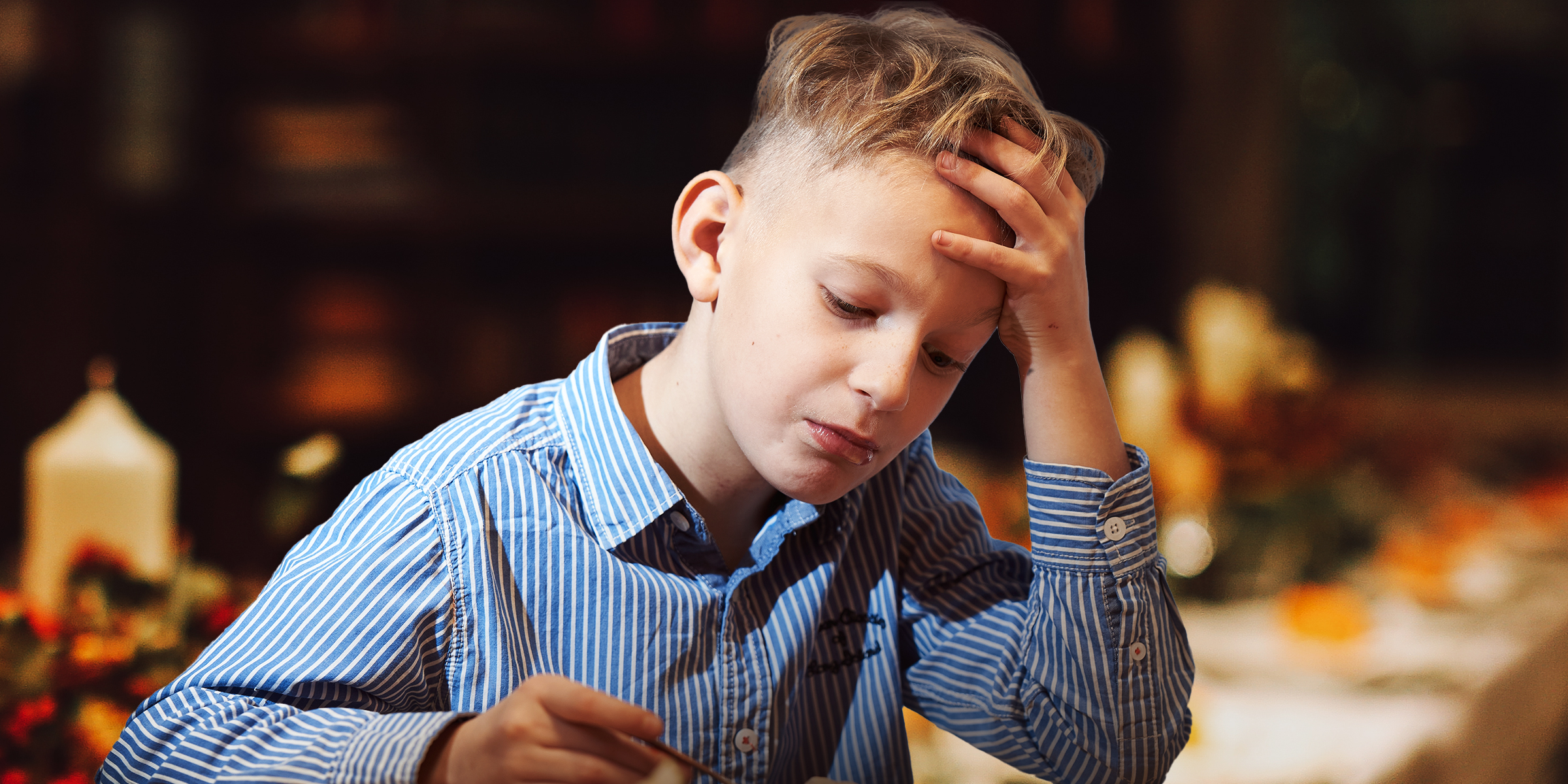 Un garçon triste | Source : Shutterstock