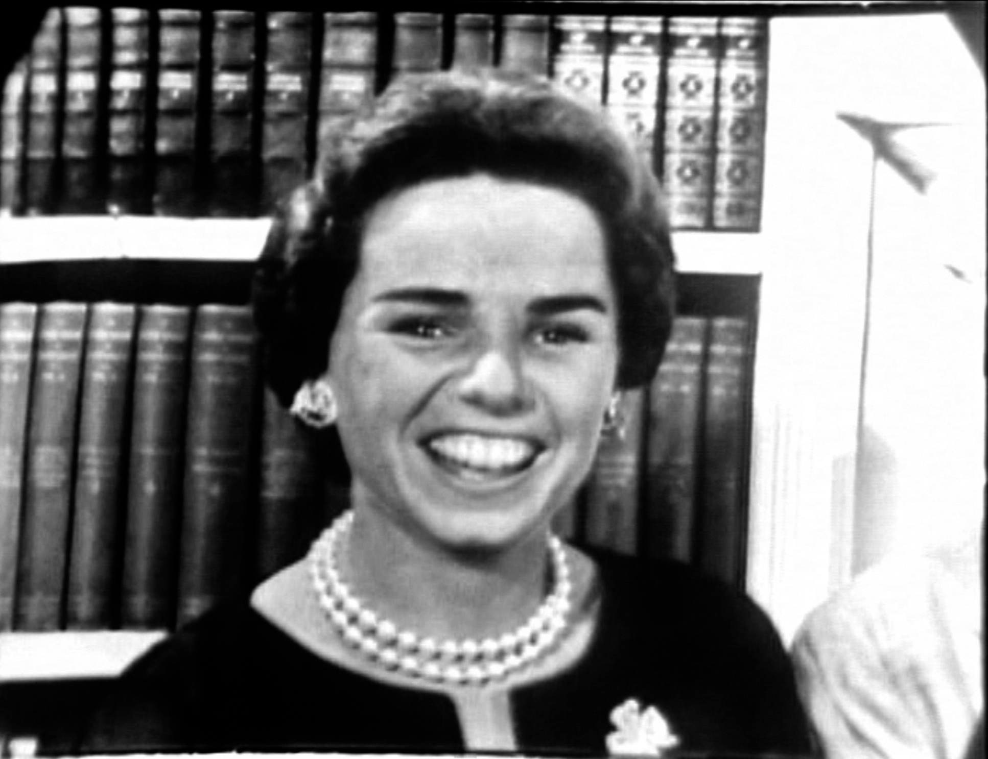 Ethel Kennedy lors d'une interview dans l'émission de télévision "Person To Person", le 13 septembre 1957 | Source : Getty Images