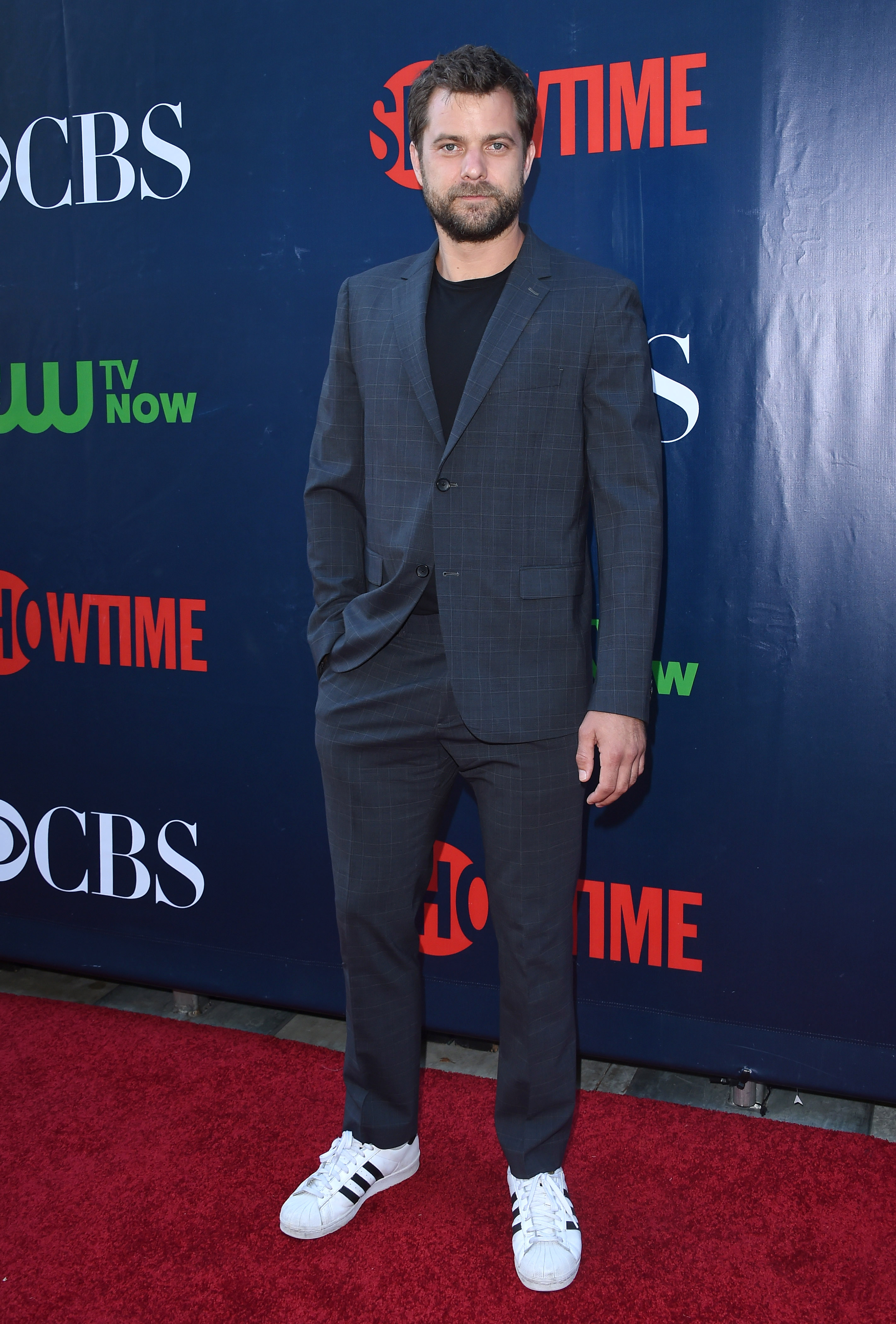Joshua Jackson arrive à la soirée estivale 2015 de CBS, CW et Showtime organisée au Pacific Design Center à West Hollywood, en Californie, le 10 août 2015 | Source : Getty Images
