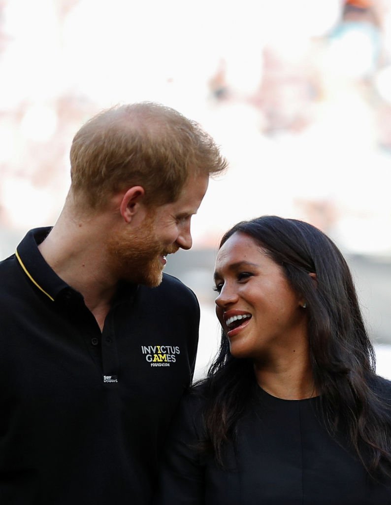 Le prince Harry et son épouse Meghan au London Stadium | Photo : Getty Images