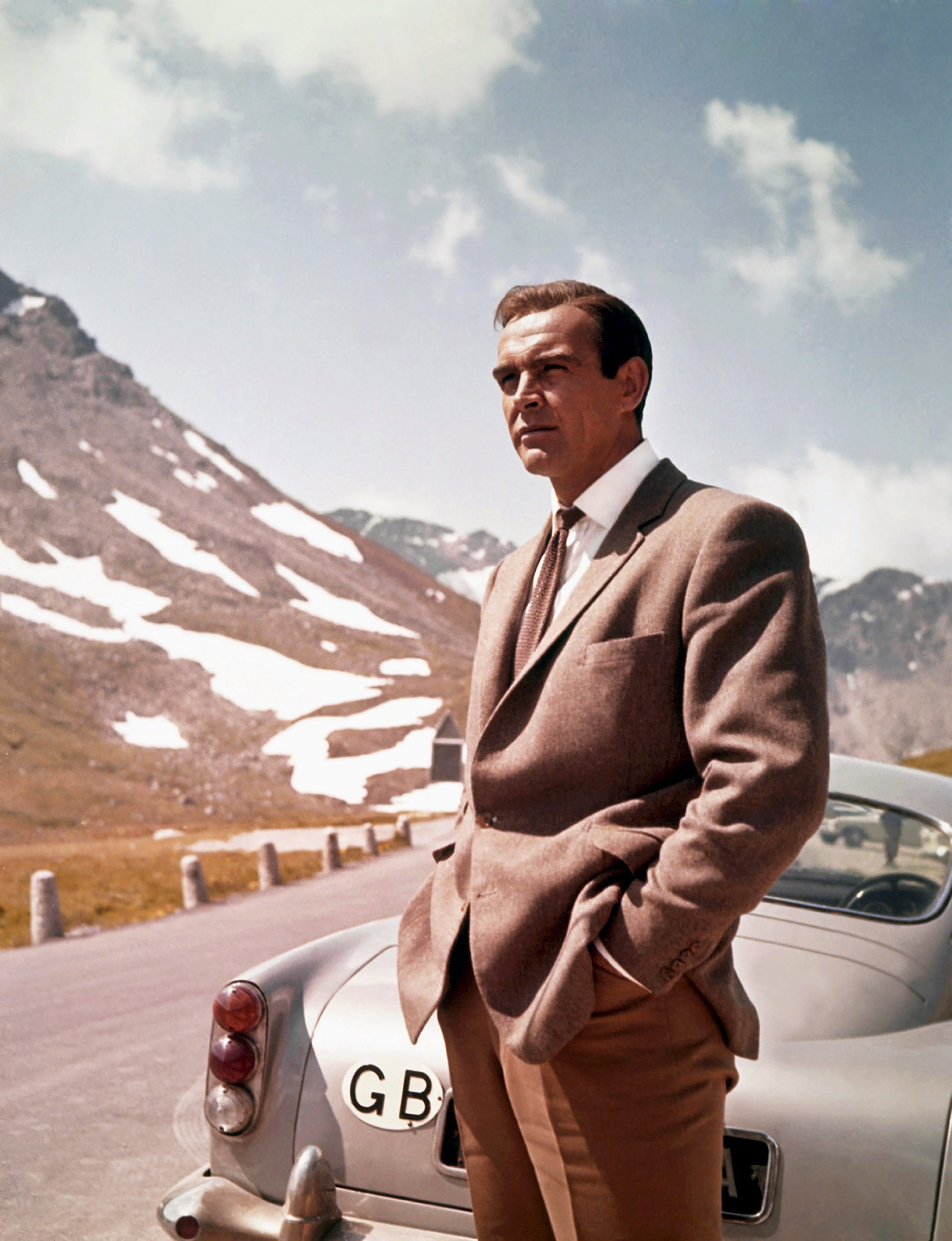 L' acteur Sean Connery dans une scène du film "Goldfinger" de United Artists en 1964 | Source : Getty Images