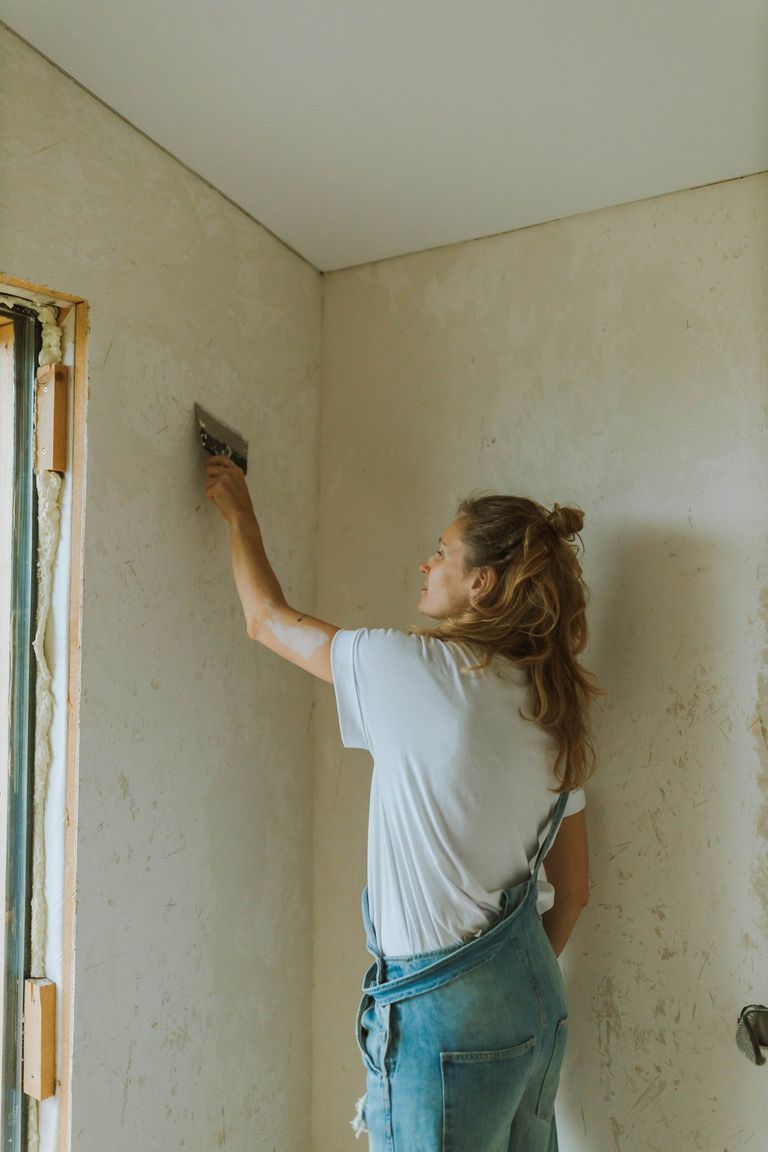 Anne a quitté son travail, est revenue s'installer et a réparé la maison de ses parents. | Source : Pexels