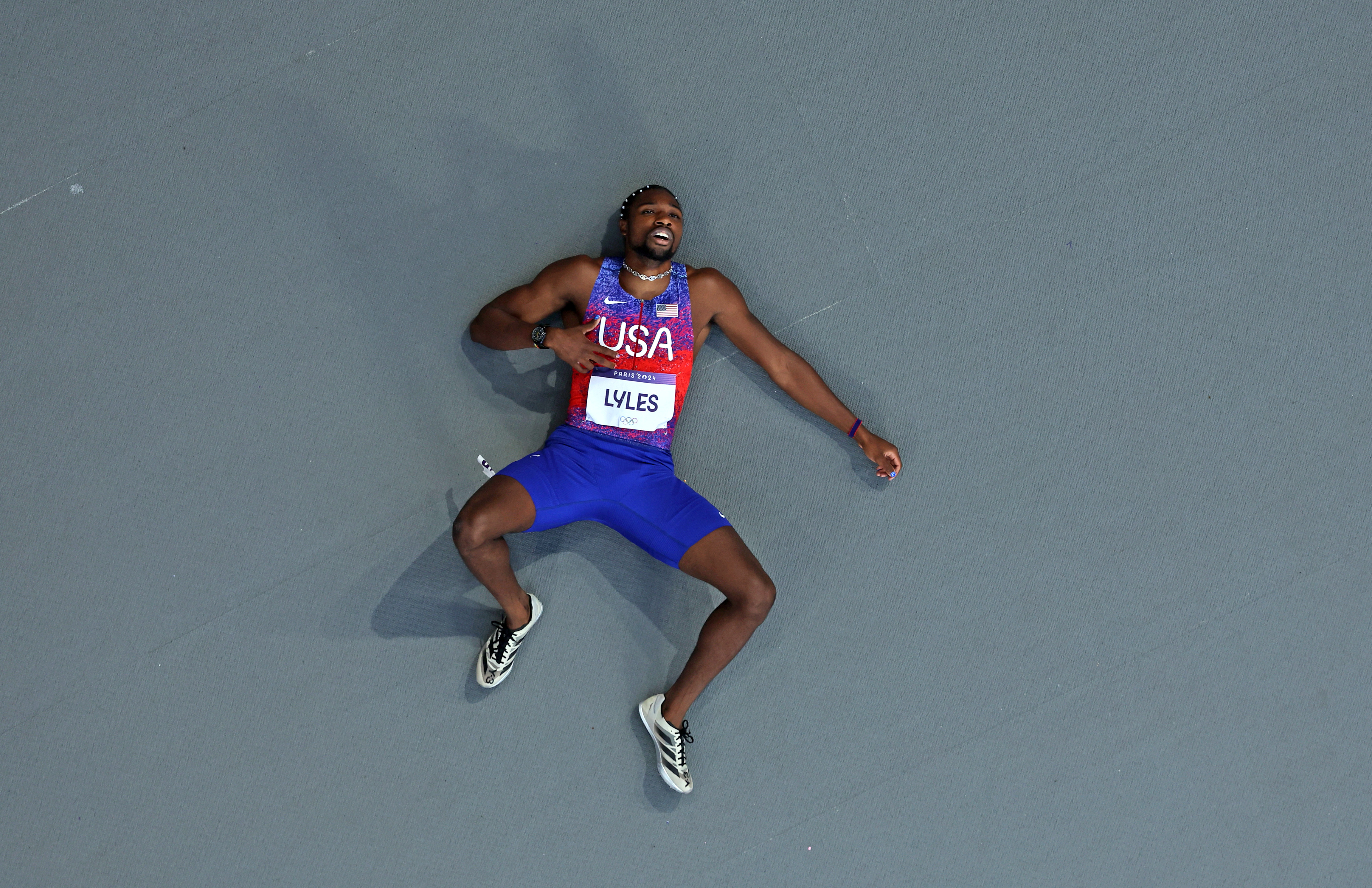 Noah Lyles de l'équipe des États-Unis réagit après avoir participé à la finale du 200 m masculin aux Jeux olympiques, le 8 août 2024, à Paris, France | Source : Getty Images