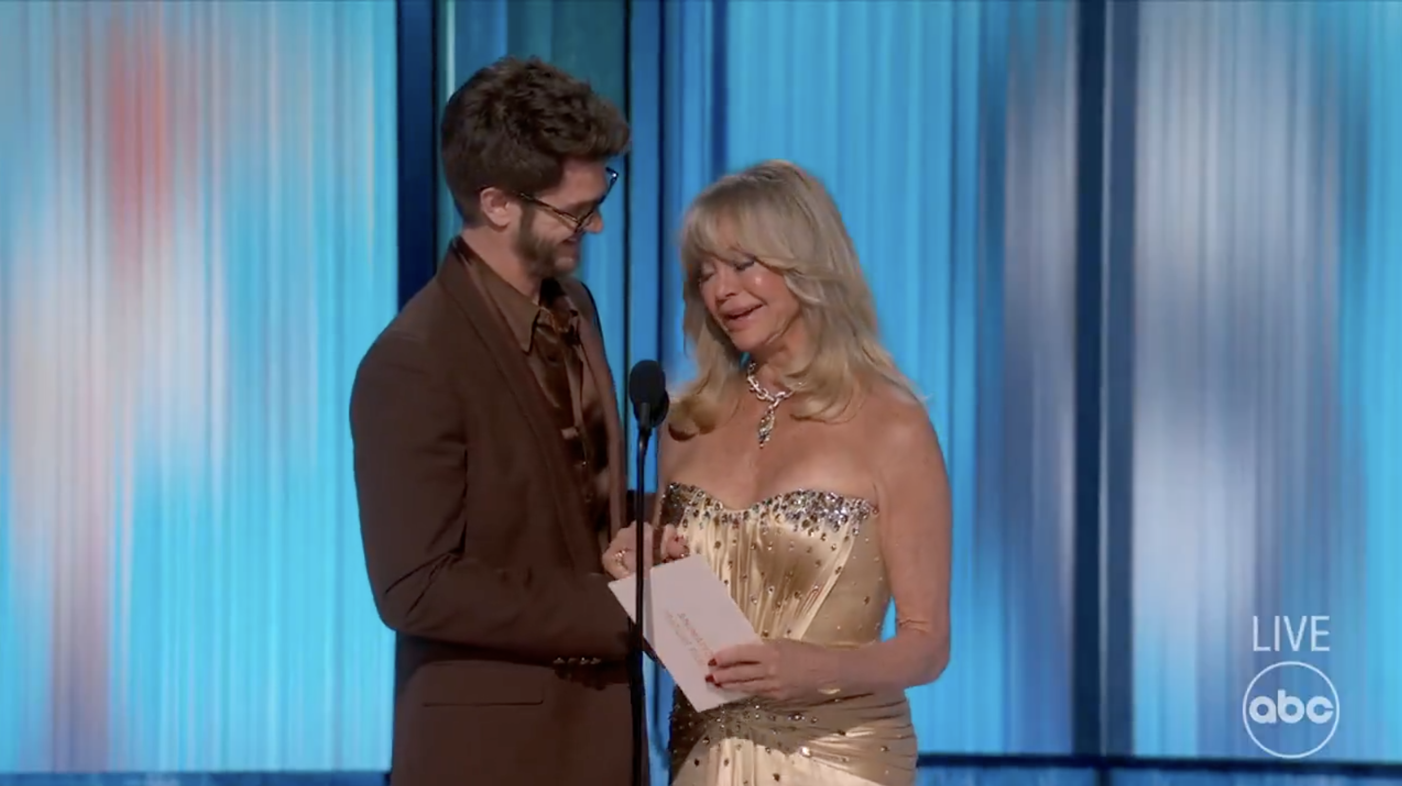 L'hommage d'Andrew Garfield à Goldie Hawn lors de la cérémonie des Oscars 2025 | Source : x.com/ABC/