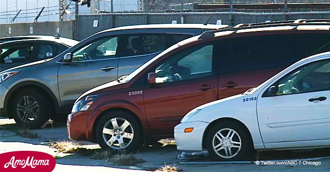 Une fille laissée à l'intérieur d'une voiture glaciale survit miraculeusement à une nuit 