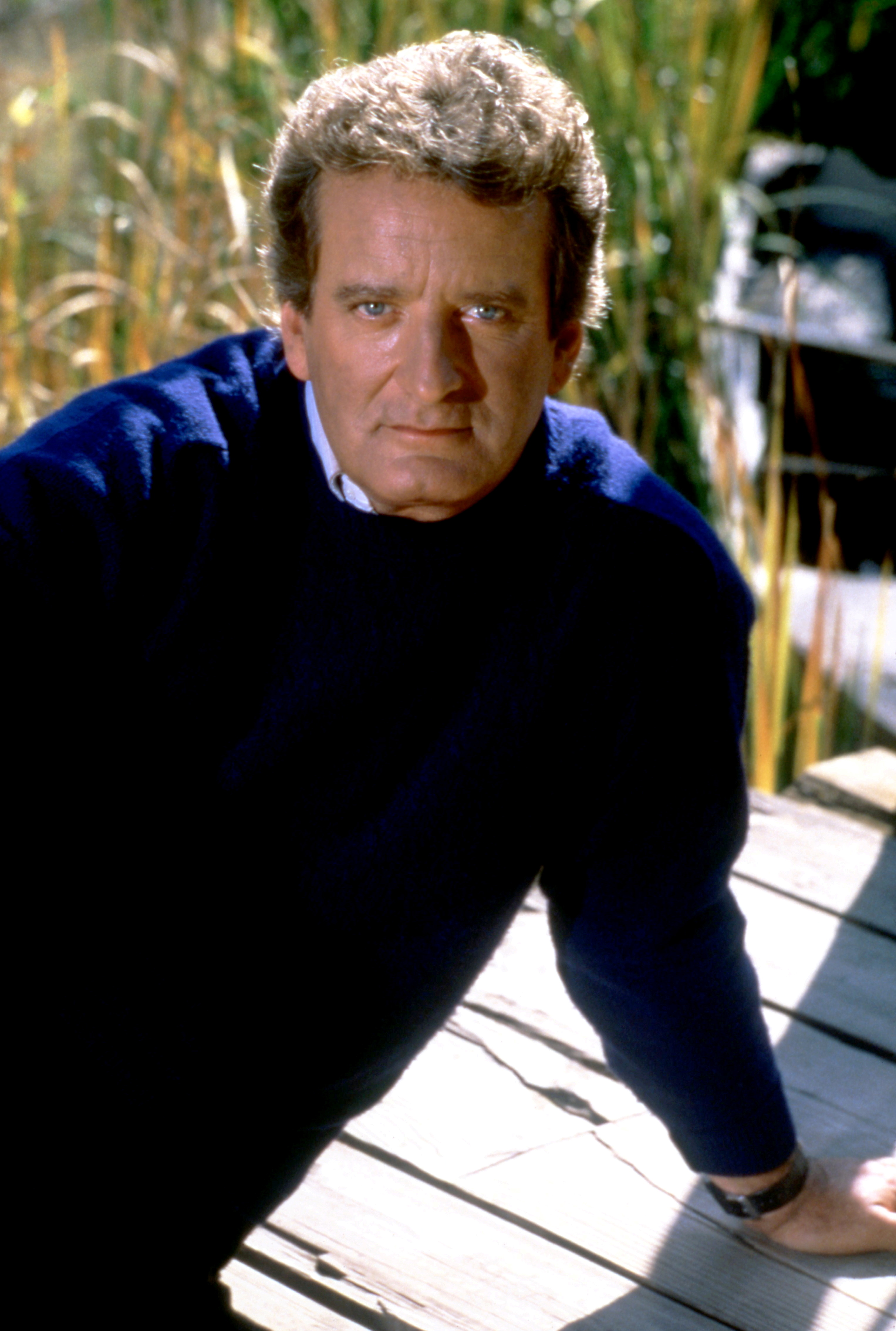 Nicolas Coster, du feuilleton télévisé américain "Santa Barbara", pose pour un portrait à Los Angeles, Californie, vers 1986. | Source : Getty Images