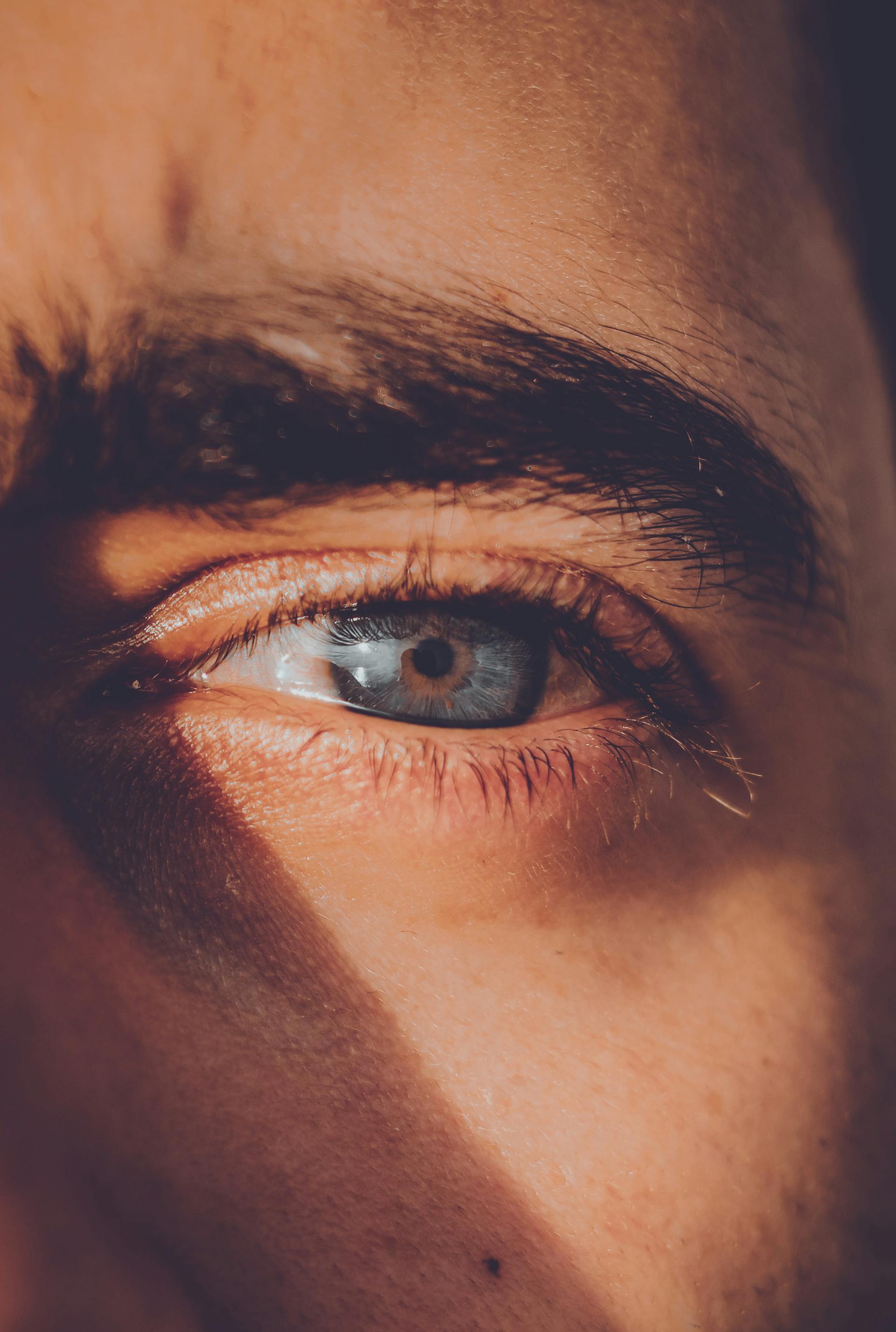 Gros plan sur l'œil d'un homme | Source : Pexels