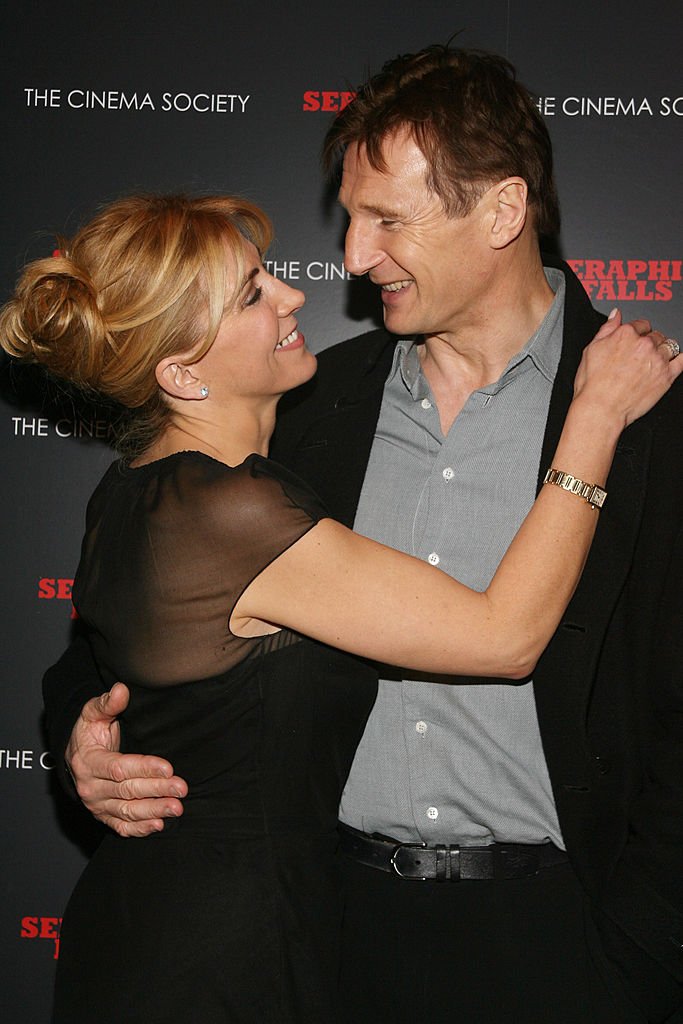 Natacha Richardson et Liam Neeson amoureux / Source : Getty Images