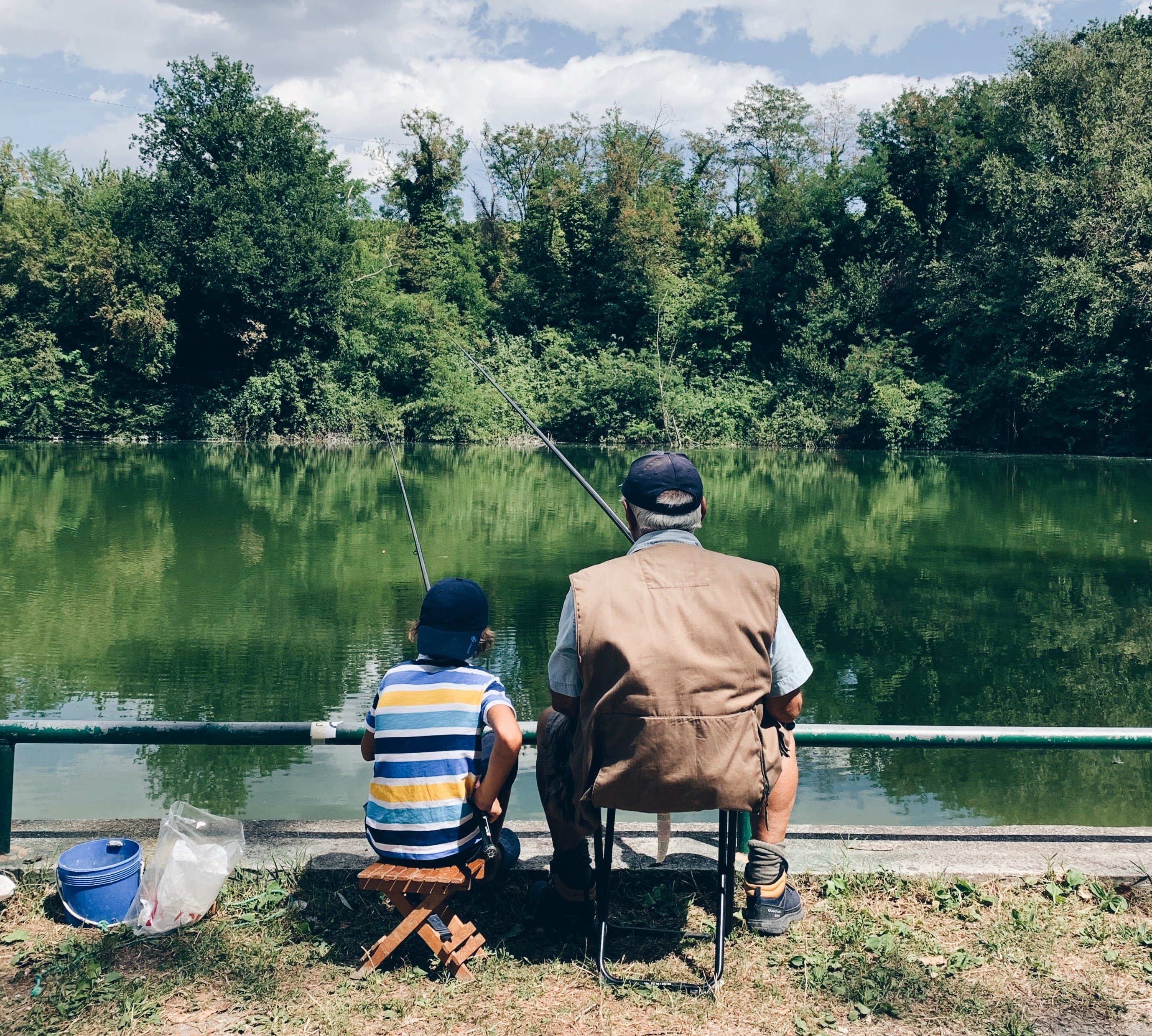 Tim et Jared partageaient une passion pour la pêche. | Source : Unsplash