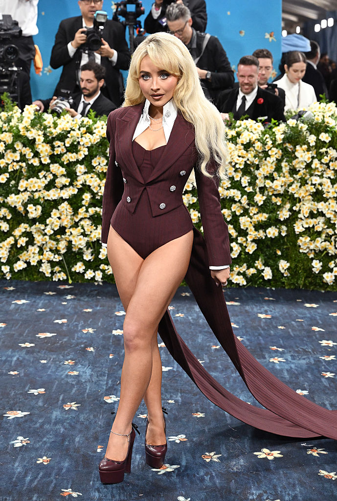 Sabrina Carpenter lors du 2025 Met Gala au Metropolitan Museum of Art le 5 mai à New York.