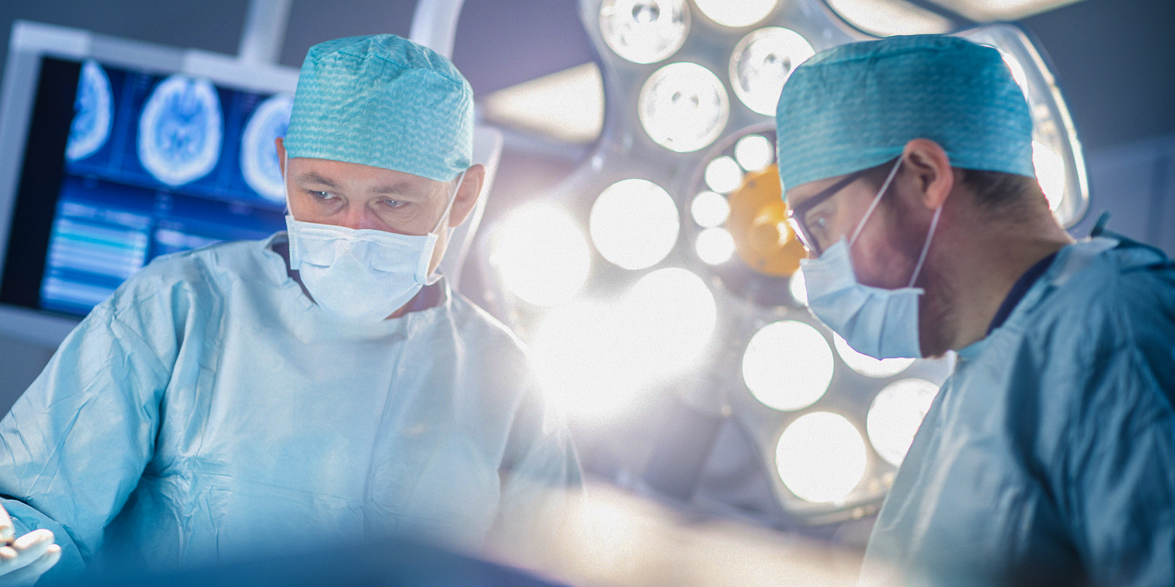 Des chirurgiens | Source : Shutterstock