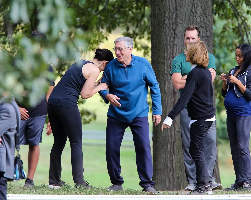 Robert De Niro sur le tournage de 'The Intern' à Prospect Park le 10 septembre 2014 | Source : Getty Images