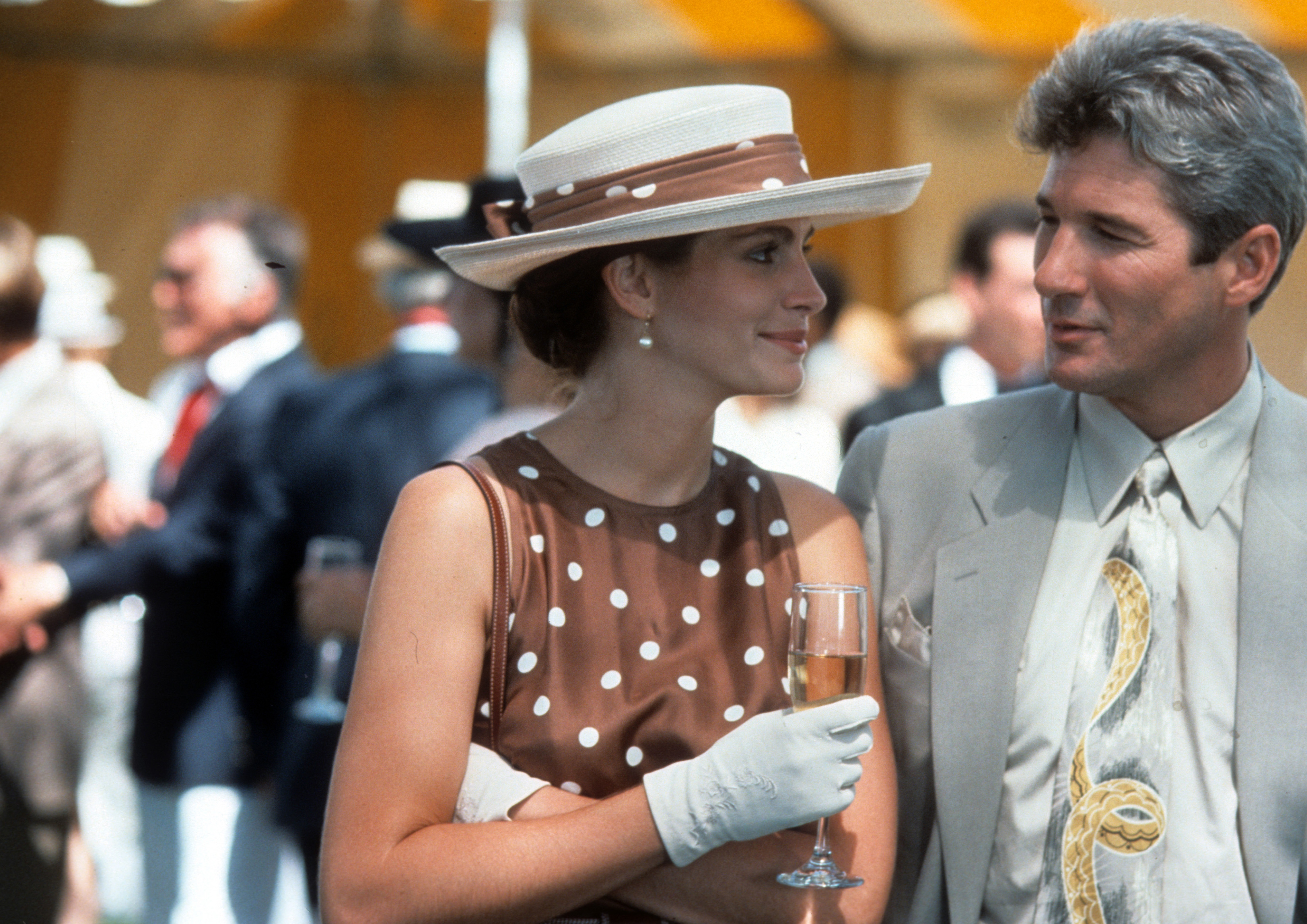 Julia Roberts et Richard Gere dans une scène du film "Pretty Woman", vers 1990. | Source : Getty Images