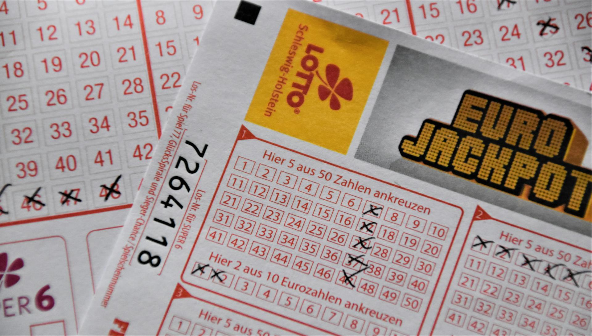 Photo en gros plan d'un billet de loterie | Source : Pexels