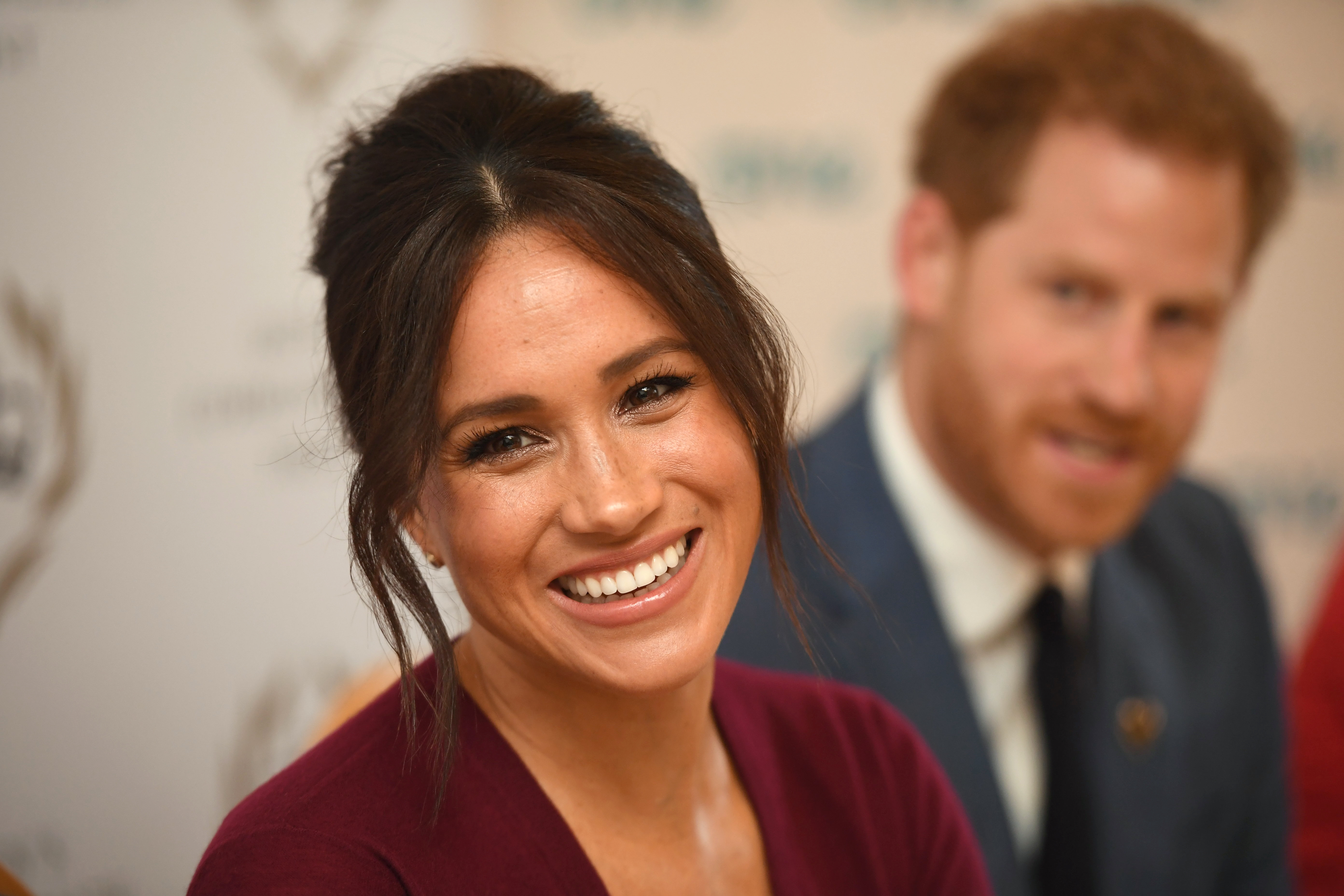 Meghan, duchesse de Sussex et le prince Harry, duc de Sussex assistent à une table ronde sur l'égalité des sexes le 25 octobre 2019 | Source : Getty Images