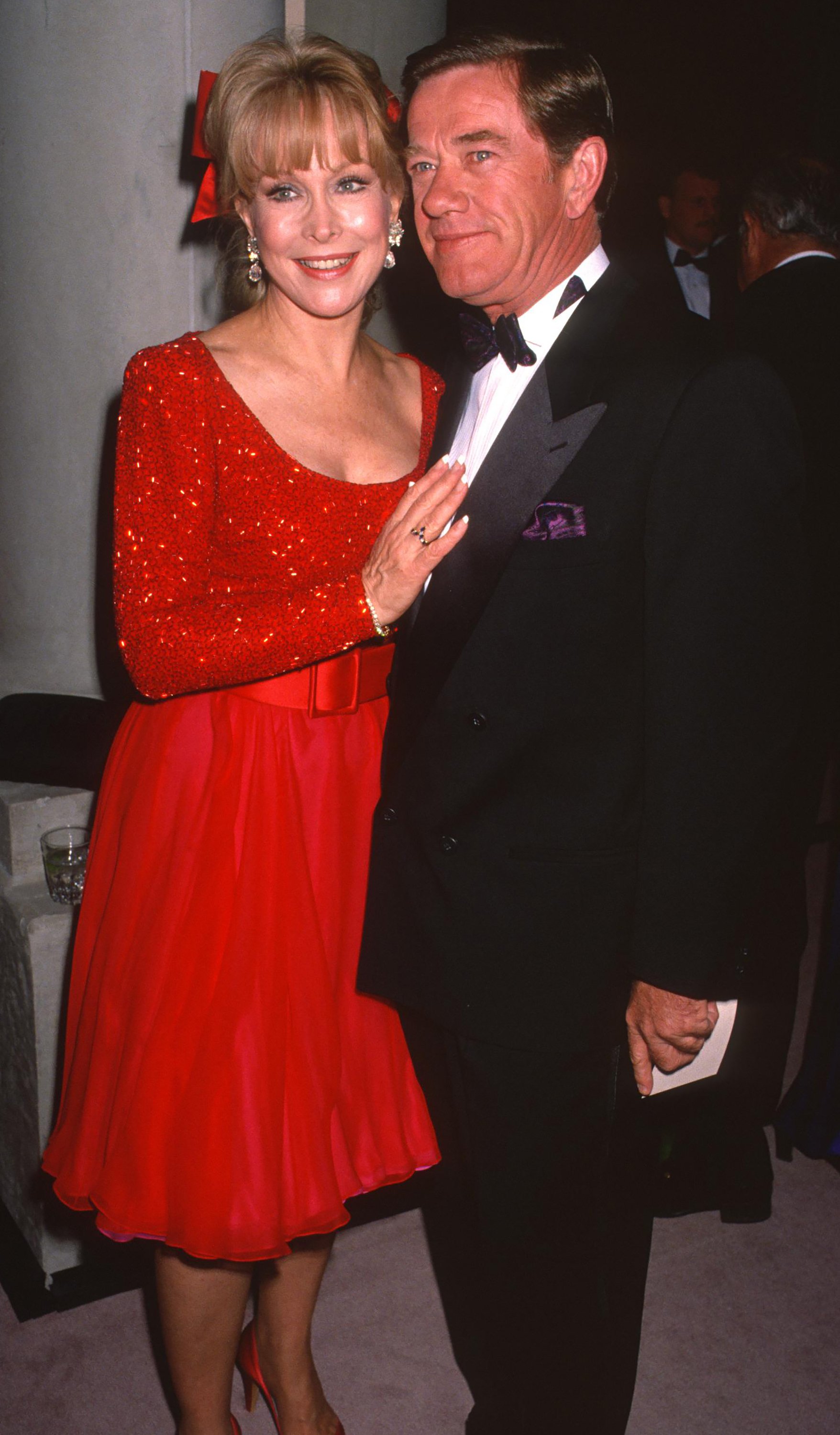 Barbara Eden et Jon Eicholtz à Rancho Mirage, Californie, 30 novembre 1991 | Source : Getty Images