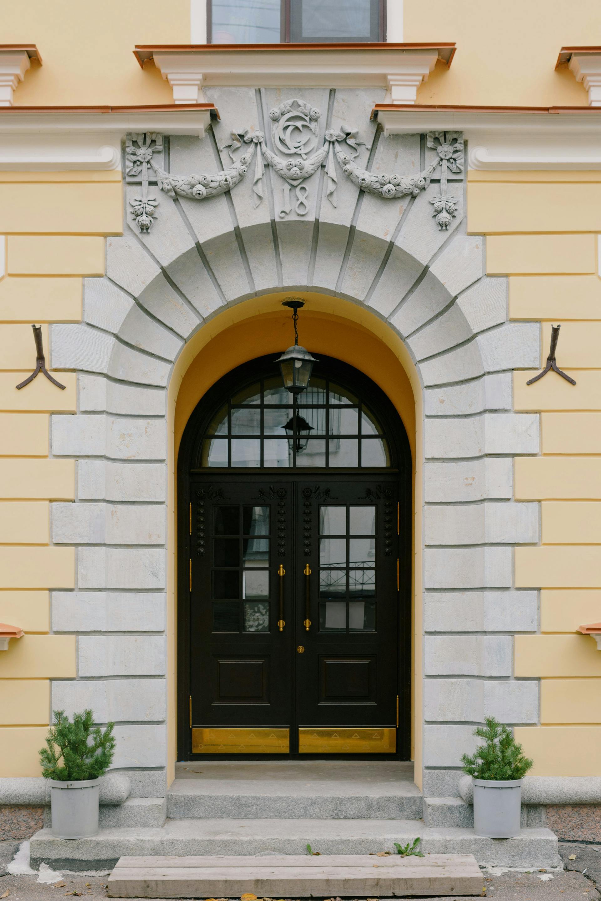 Une porte d'entrée grandiose | Source : Pexels