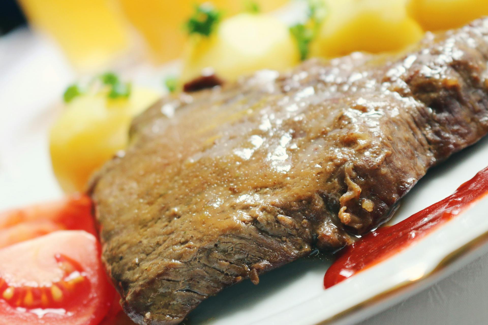Steak sur une assiette | Source : Pexels