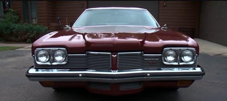 La Pontiac Parisienne de 1973 qui a été mise aux enchères | Source : Youtube/Global News