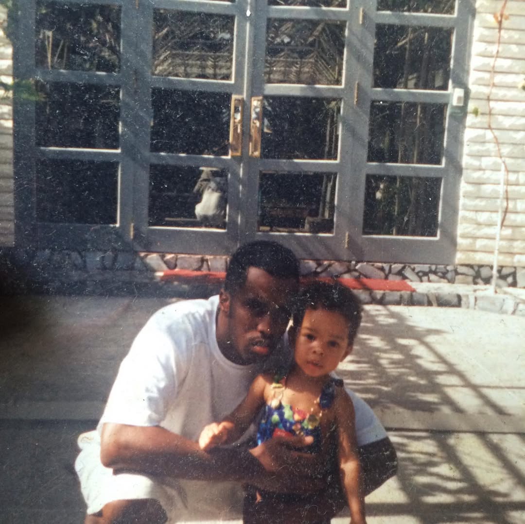 Diddy et Justin Combs photographiés à l'extérieur, en date de juin 2020 | Source : Instagram/princejdc