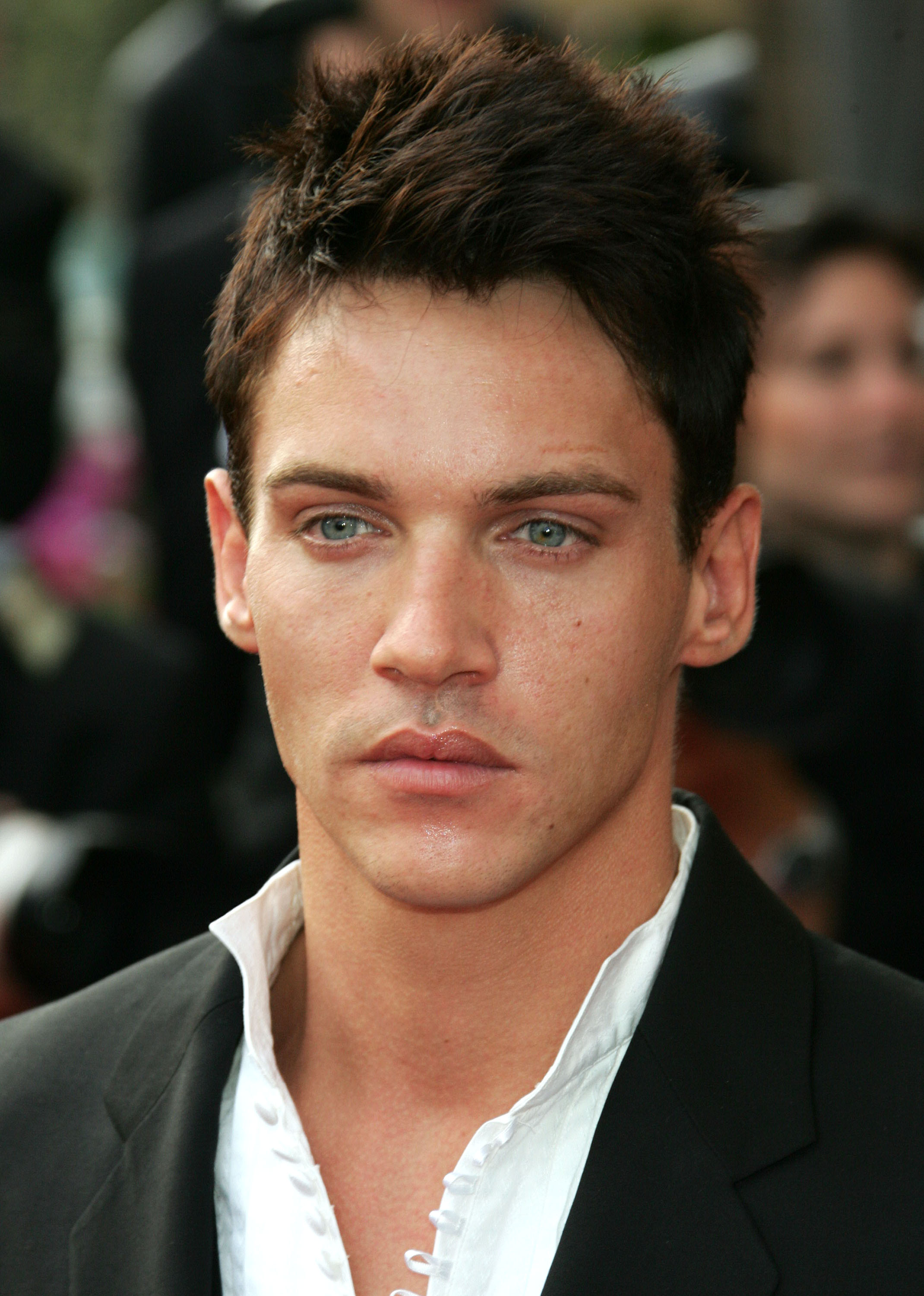 L'acteur assiste à la première de "Match Point", 2005 | Source : Getty Images