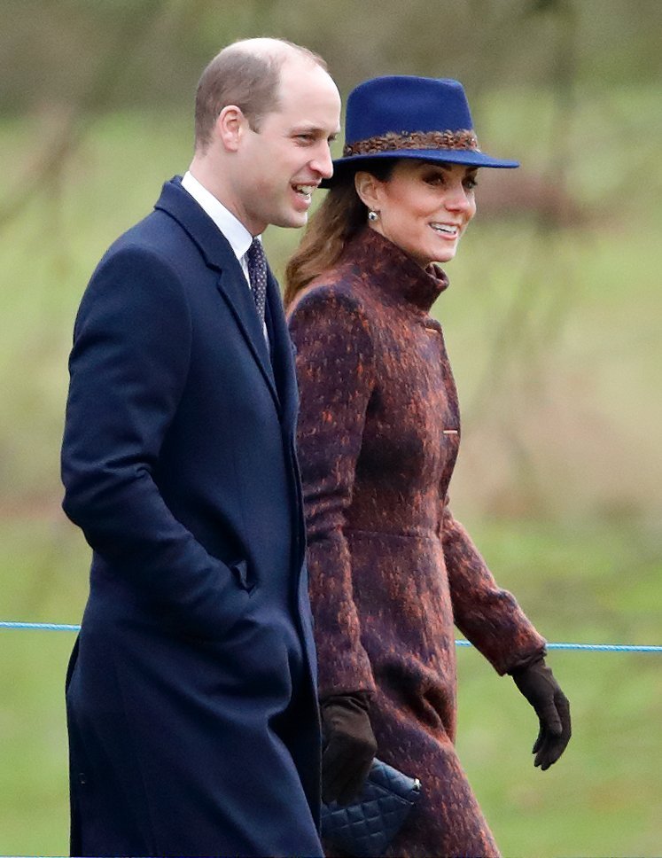 Le prince William et Kate Middleton assistent à l'office du dimanche à l'église de St Mary Magdalene sur le domaine de Sandringham| Photo : Getty Images.