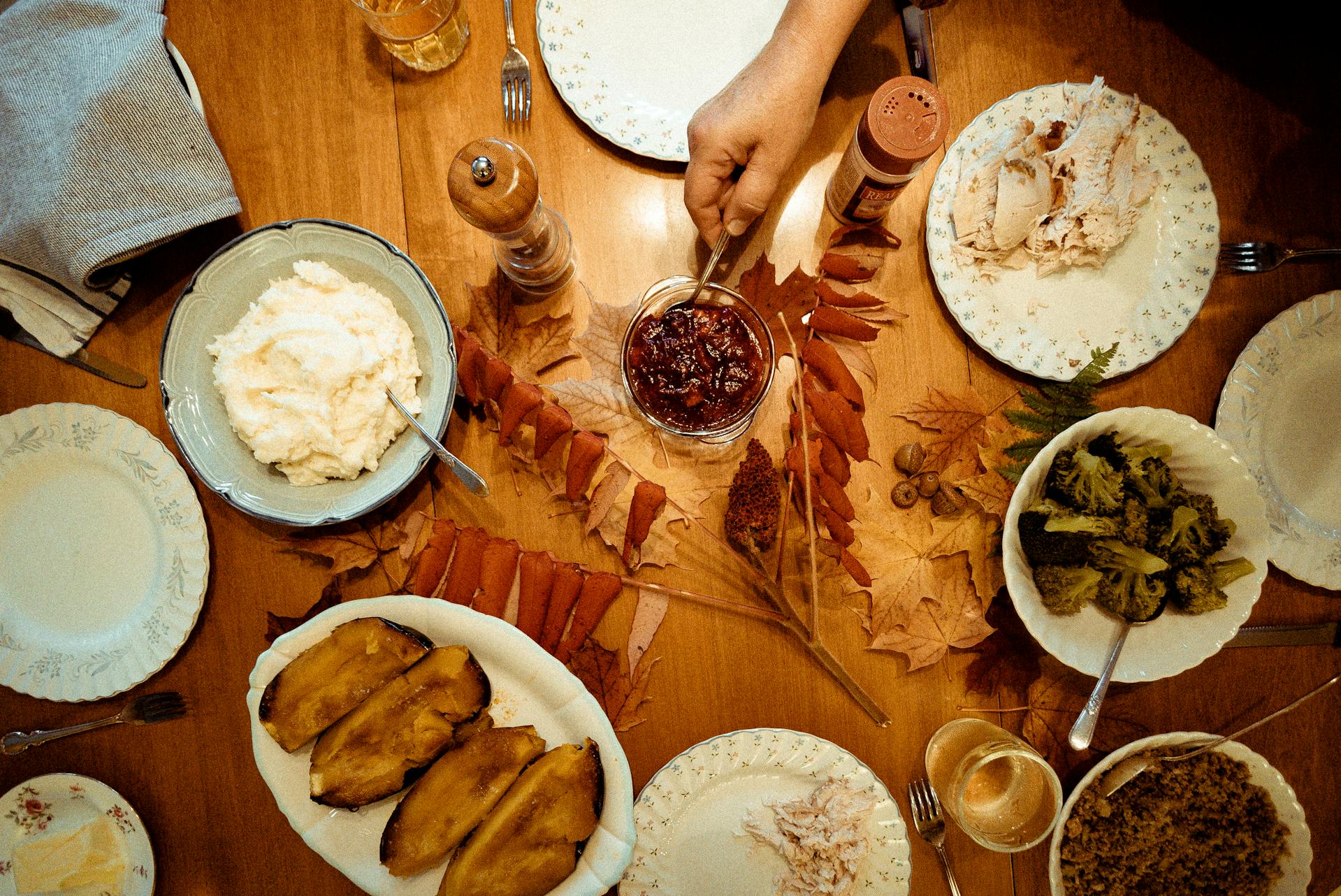 Dîner de Thanksgiving | Source : Pexels