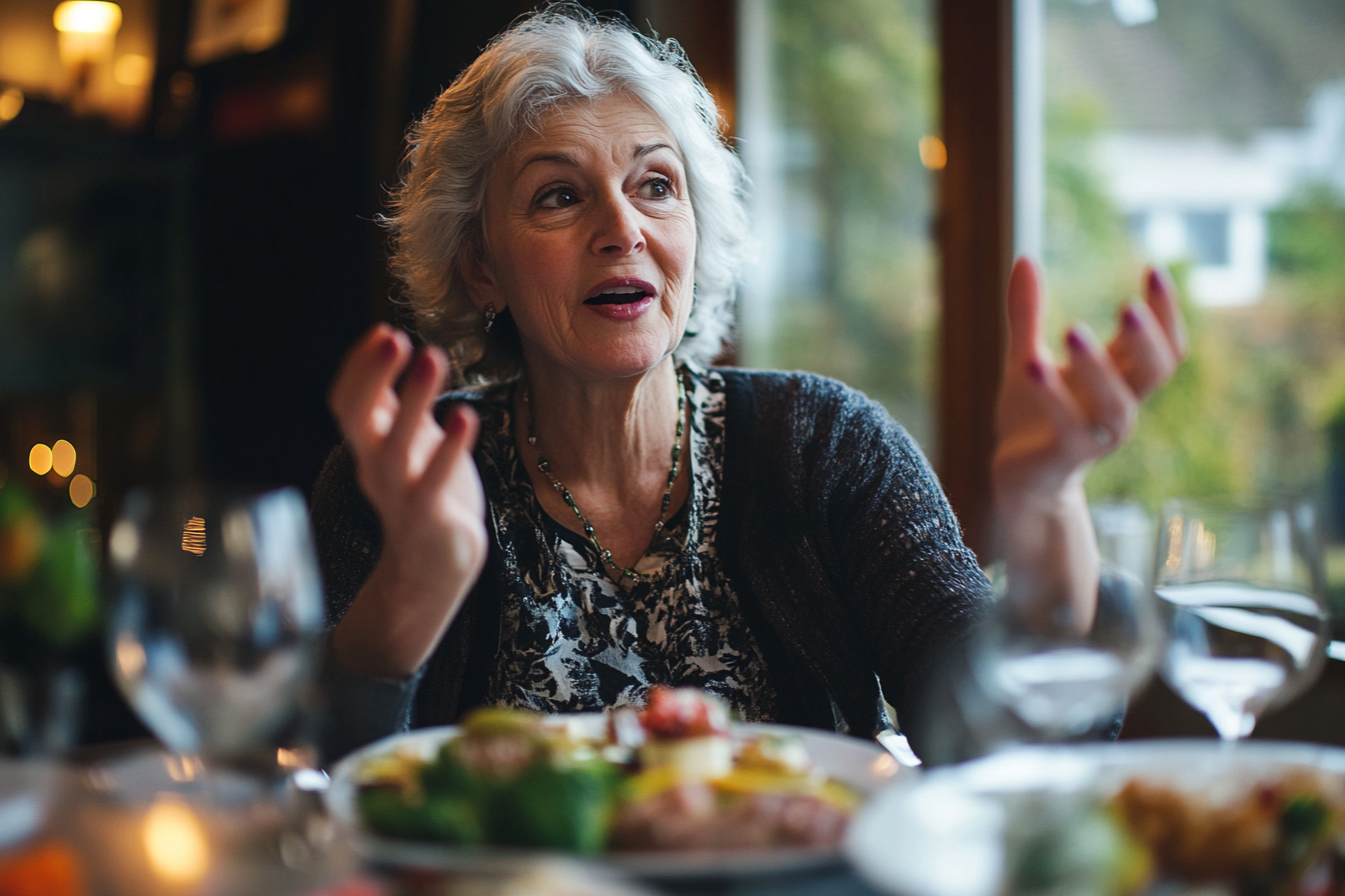 Une femme qui parle pendant le dîner | Source : Midjourney