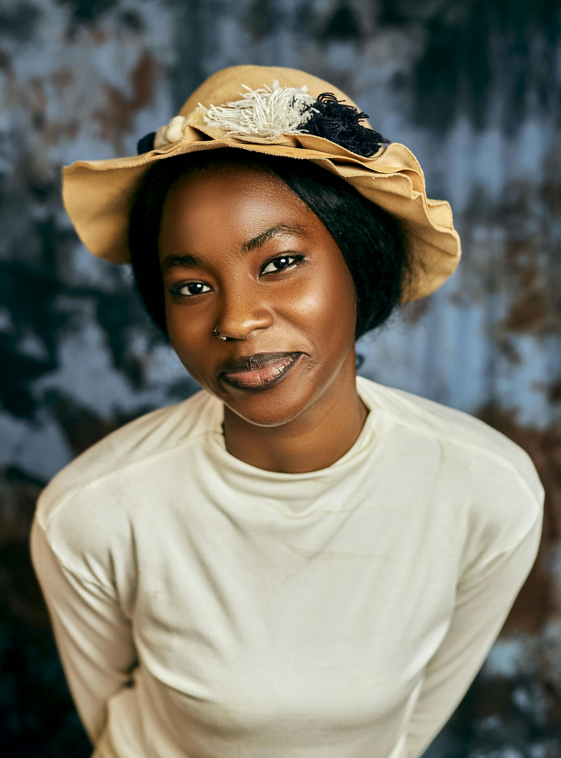 Une femme souriante | Source : Pexels