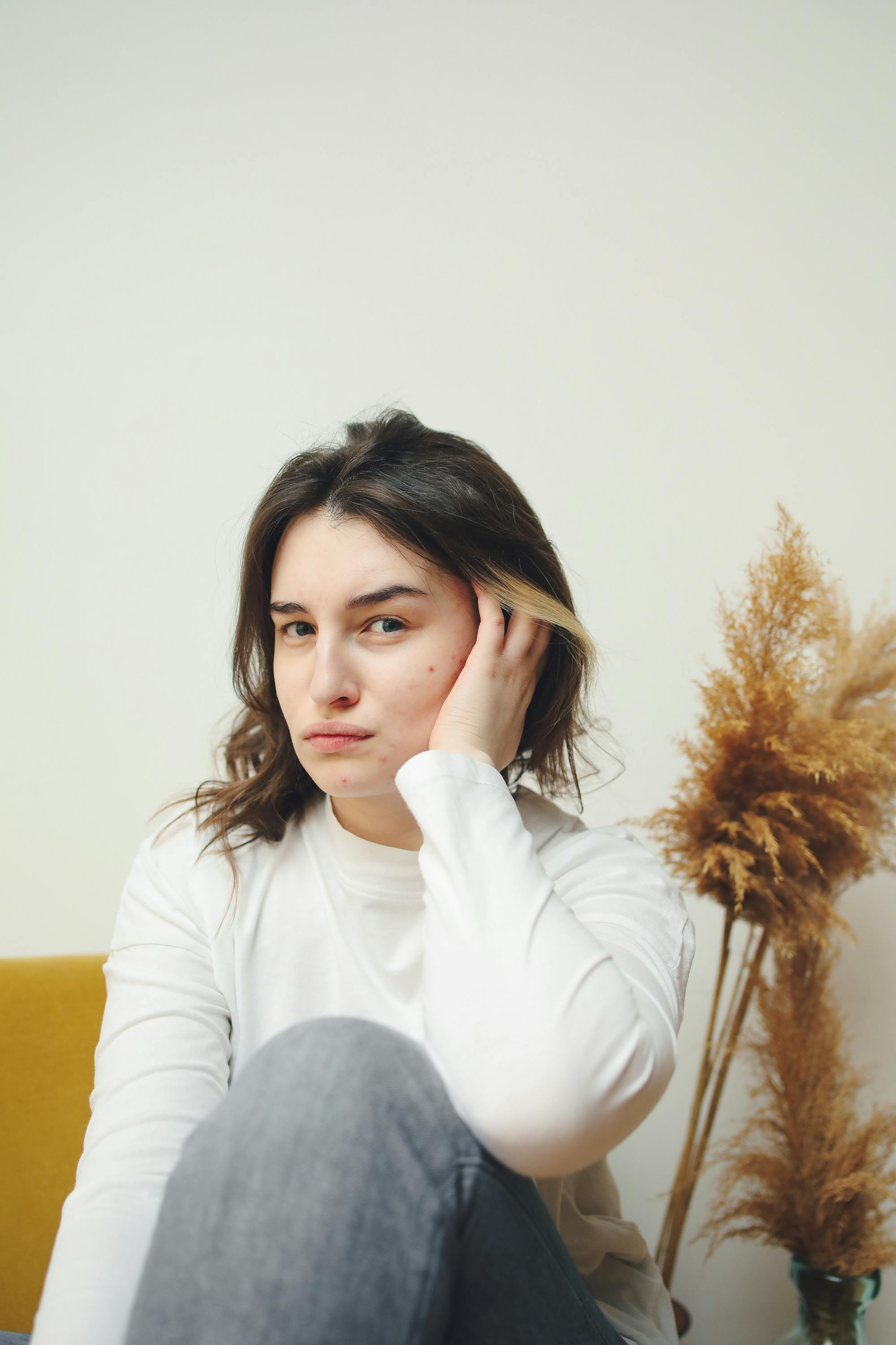 Une femme sérieuse | Source : Pexels