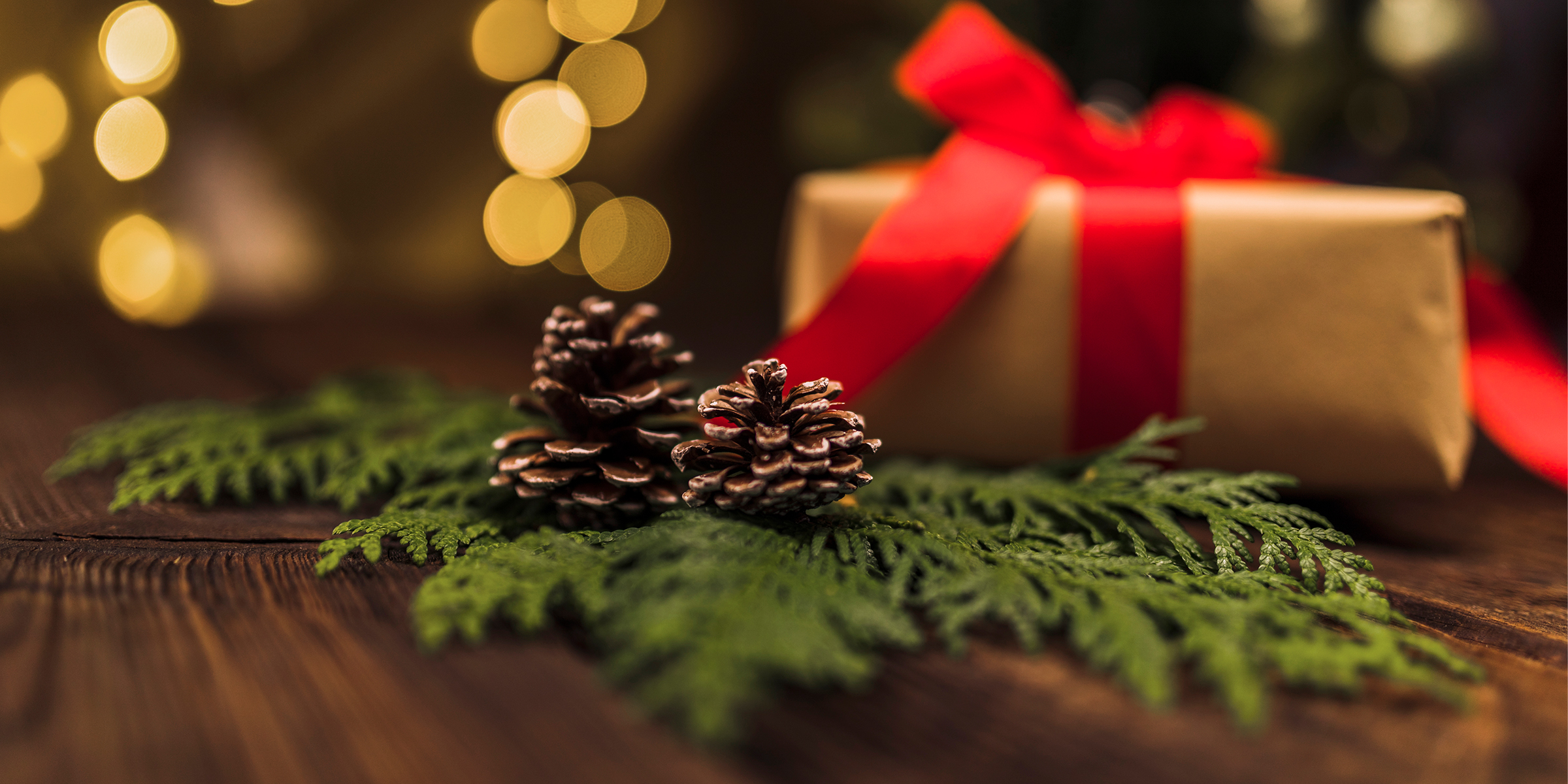 Un petit cadeau de Noël | Source : Freepik