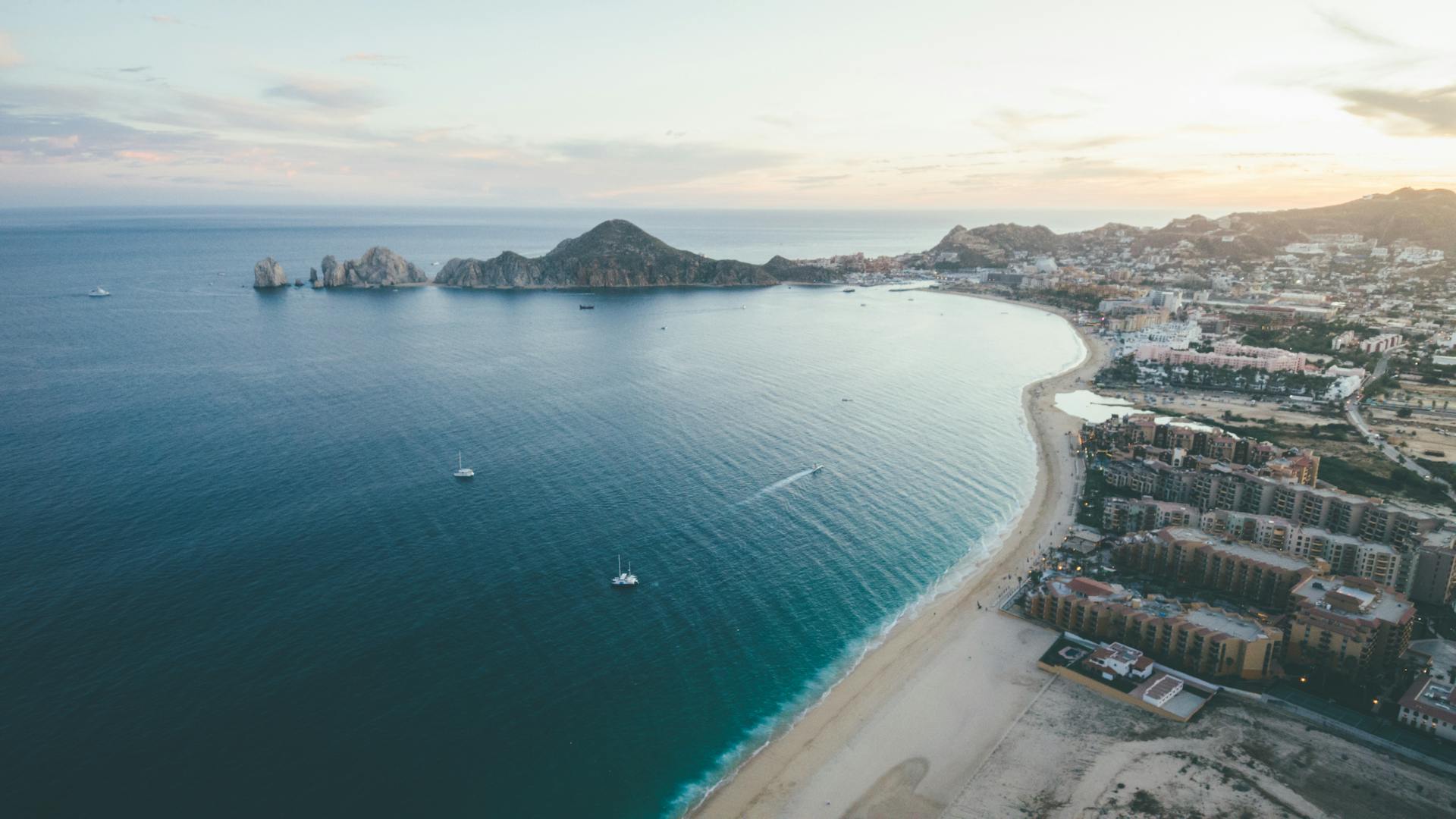 Une ville côtière | Source : Pexels