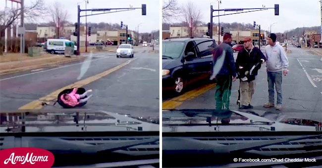 Des images épouvantables montrent un enfant en train de tomber d'un véhicule en mouvement alors qu'il est encore attaché dans son siège auto