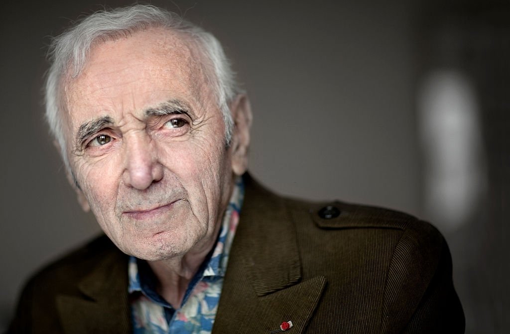 Le chanteur français Charles Aznavour photographié à Madrid, en Espagne, le 26 avril 2015. | Photo : Getty Images