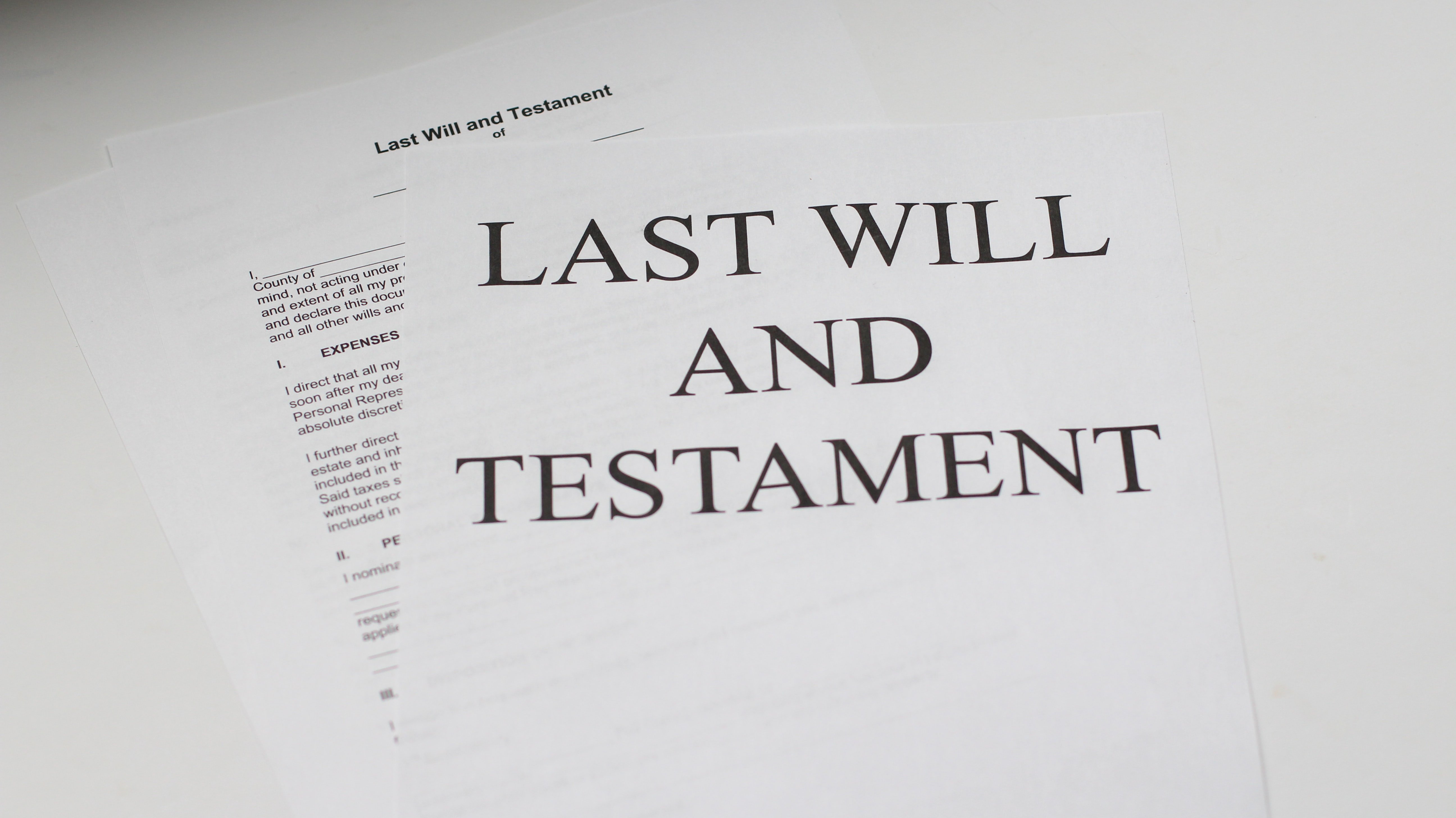 Documents juridiques révélant les dernières volontés de quelqu'un | Source : Unsplash