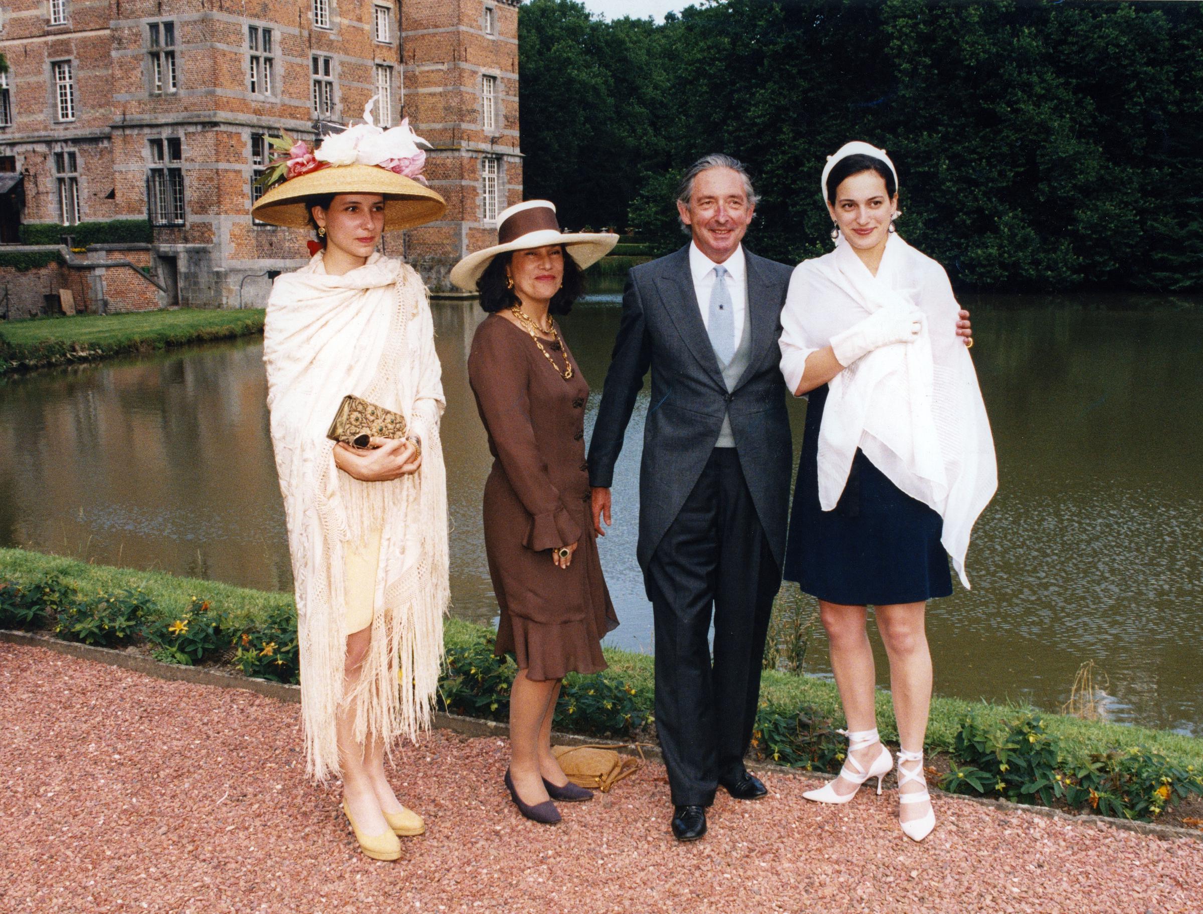 La princesse Alexandra, Marina Karella, le prince Michael et la princesse Olga au mariage de Bruno de Limburg-Stirum et de Christine de Lannoy au château d'Anvaing en Belgique le 22 juillet 1995 | Source : Getty Images