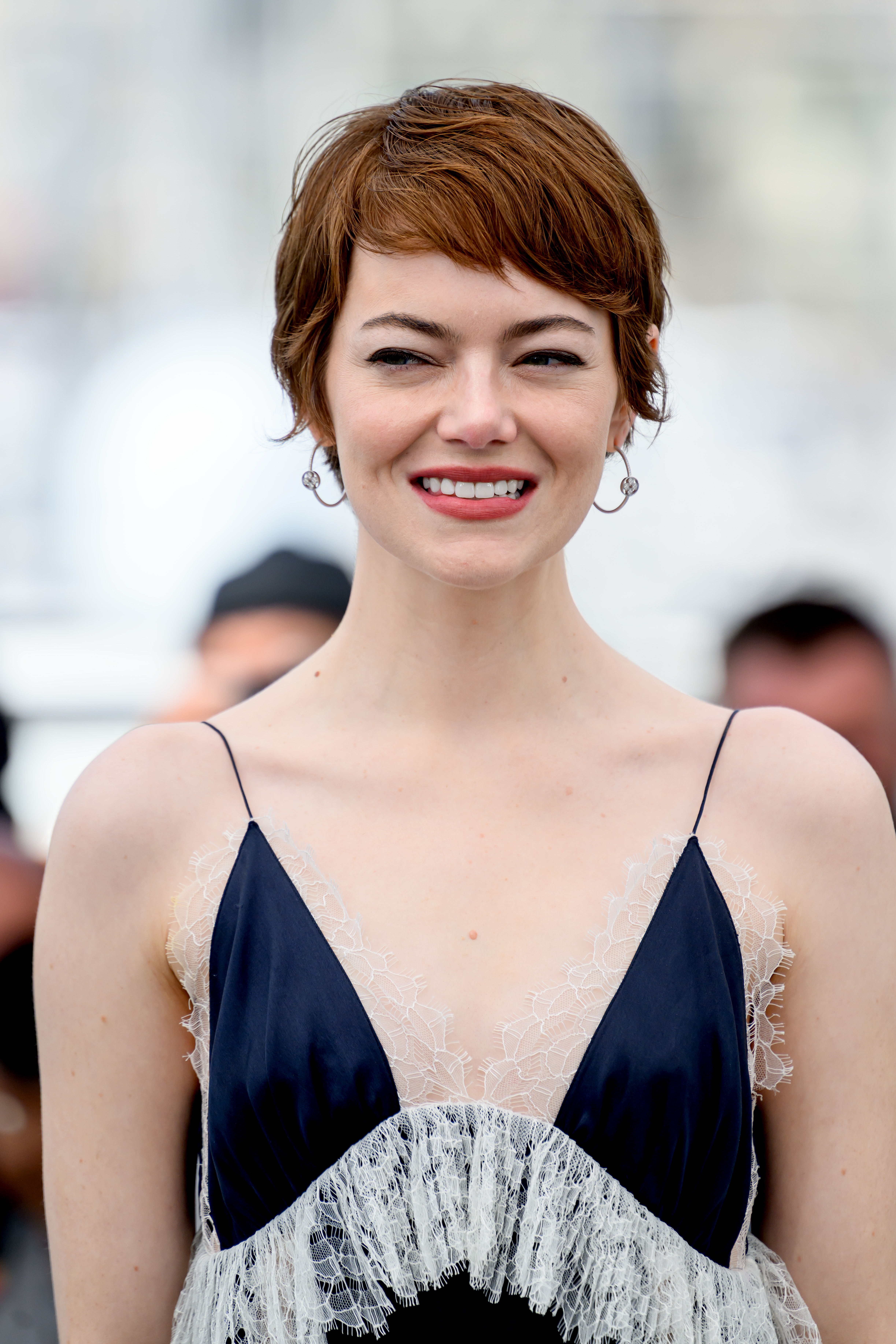 Emma Stone lors de la séance photo « Eddington » au 78e Festival annuel du film de Cannes, le 17 mai 2025, en France. | Source : Getty Images