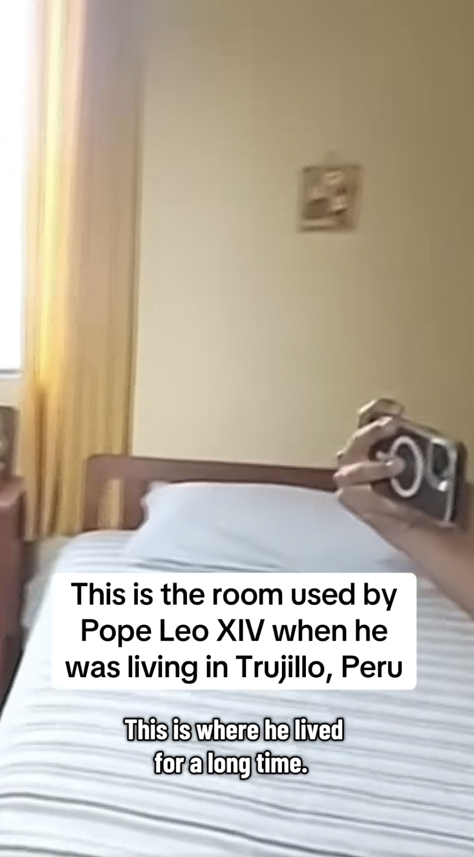 La chambre du pape Léon XIV à Trujillo, au Pérou, d'après une vidéo datée du 9 mai 2025. | Source : Facebook/CBS News